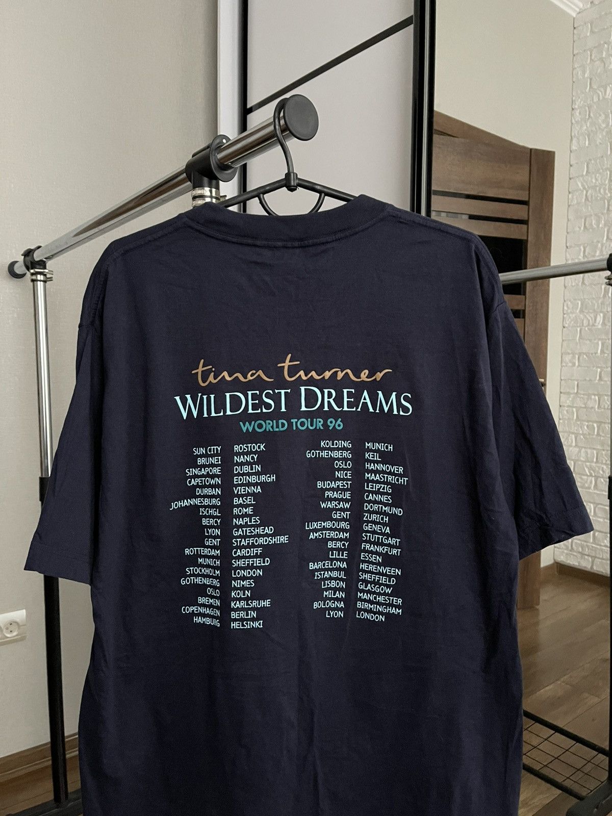 Band Tees 1996 Tina Turner Wildest Dreams Vintage Tour Rock T-Shirt Size US XL / EU 56 / 4 - 8 Thumbnail