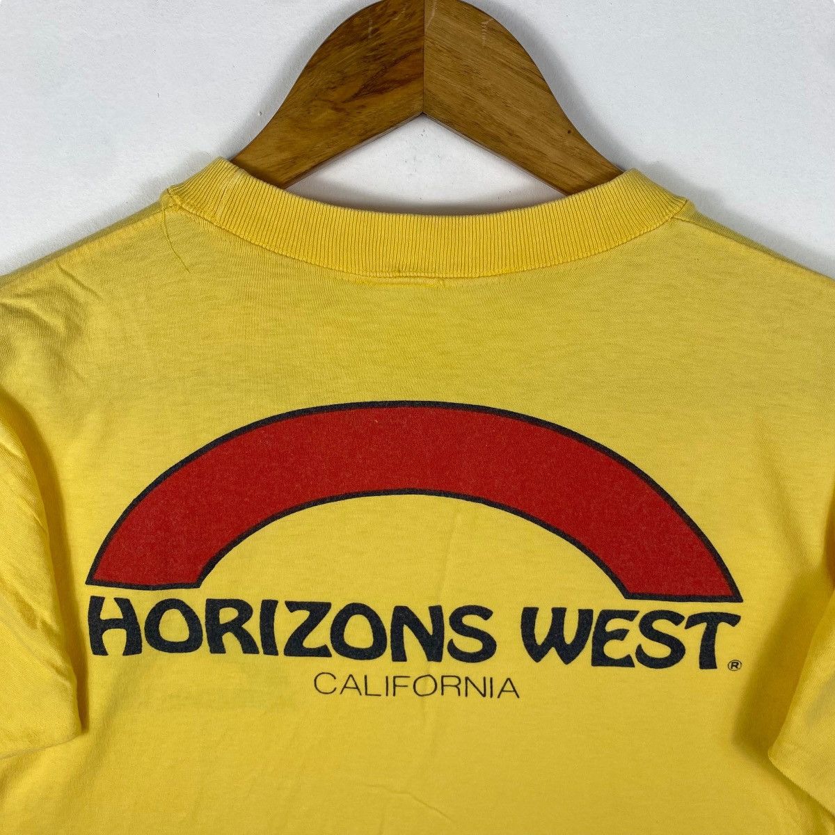 Vintage Vintage 80's HORIZON WEST CALIFORNIA Graphic Tee Shirt Small Size US S / EU 44-46 / 1 - 2 Thumbnail