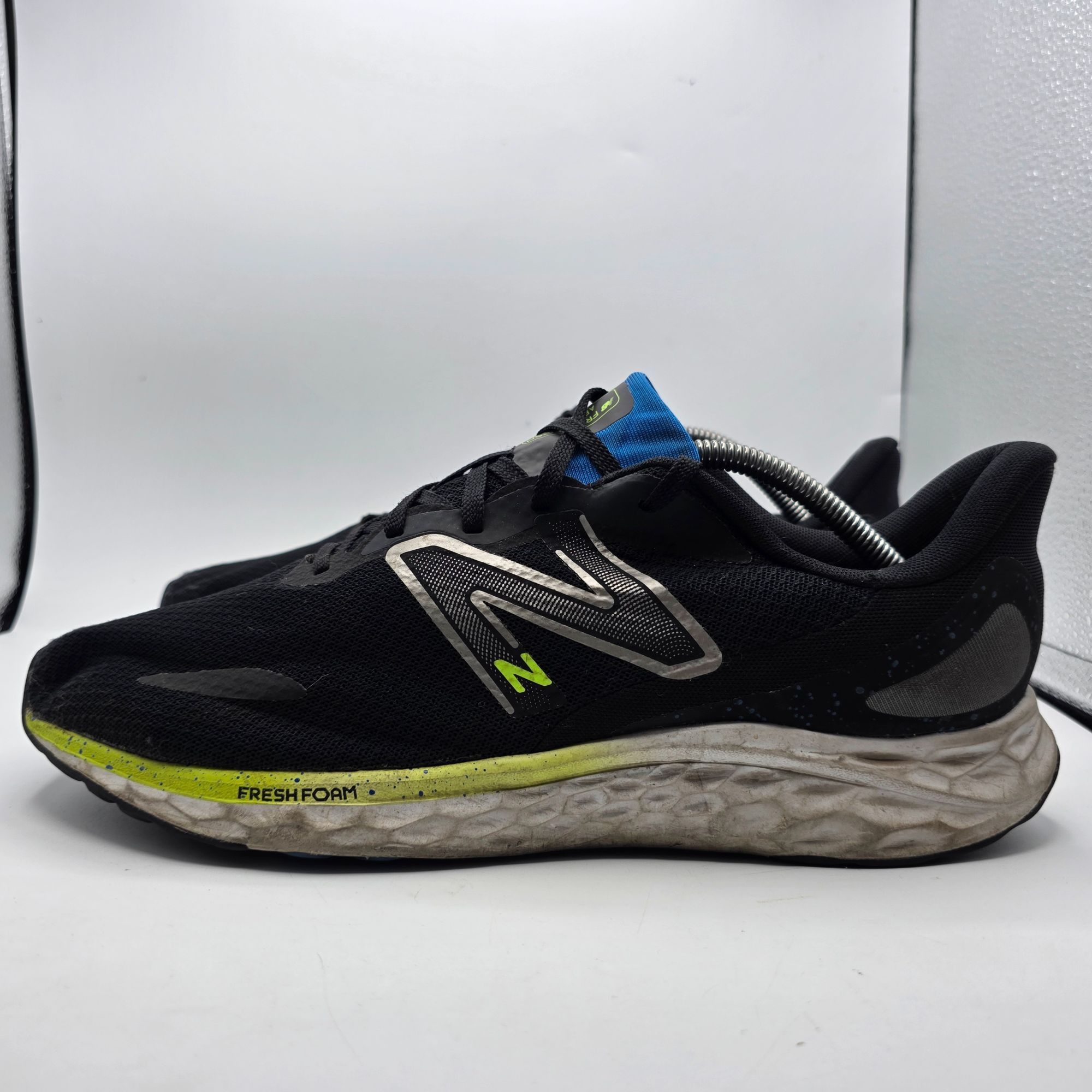New Balance New Balance Fresh Foam Arishi V4 Mens Size 12 4E Black Light Size US 12 / EU 45 - 13 Thumbnail