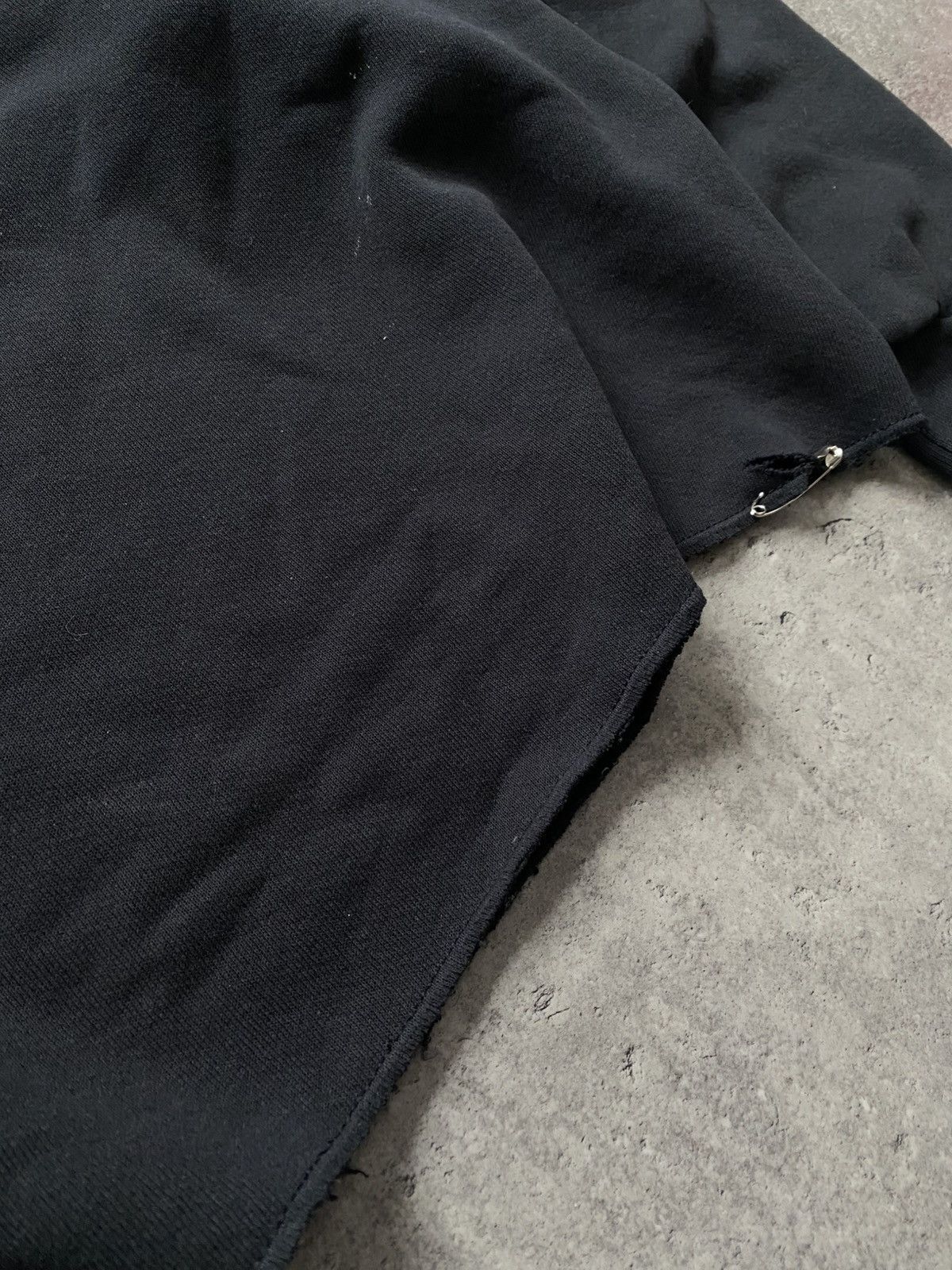Unsound Rags × Vintage Vintage 90’s Distressed Black Boxy Fit Sweatshirt Hawkeyes Size US M / EU 48-50 / 2 - 3 Thumbnail