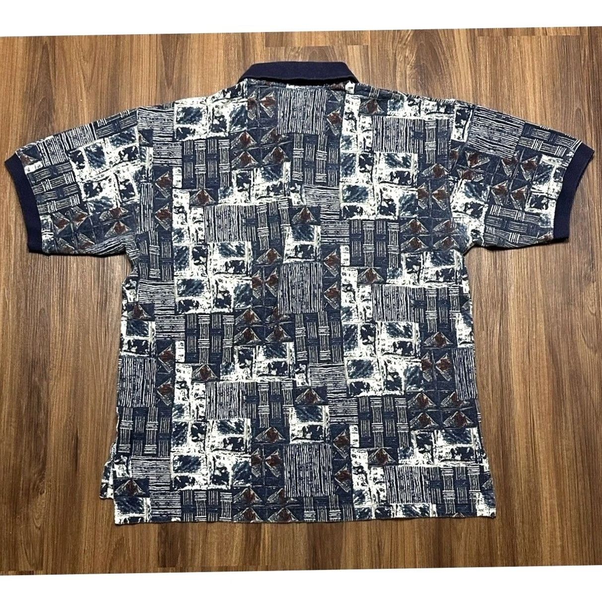 Vintage VINTAGE St John's Bay Polo Shirt Men Sz Large Blue Abstract Geometric Pattern Size US L / EU 52-54 / 3 - 8 Thumbnail