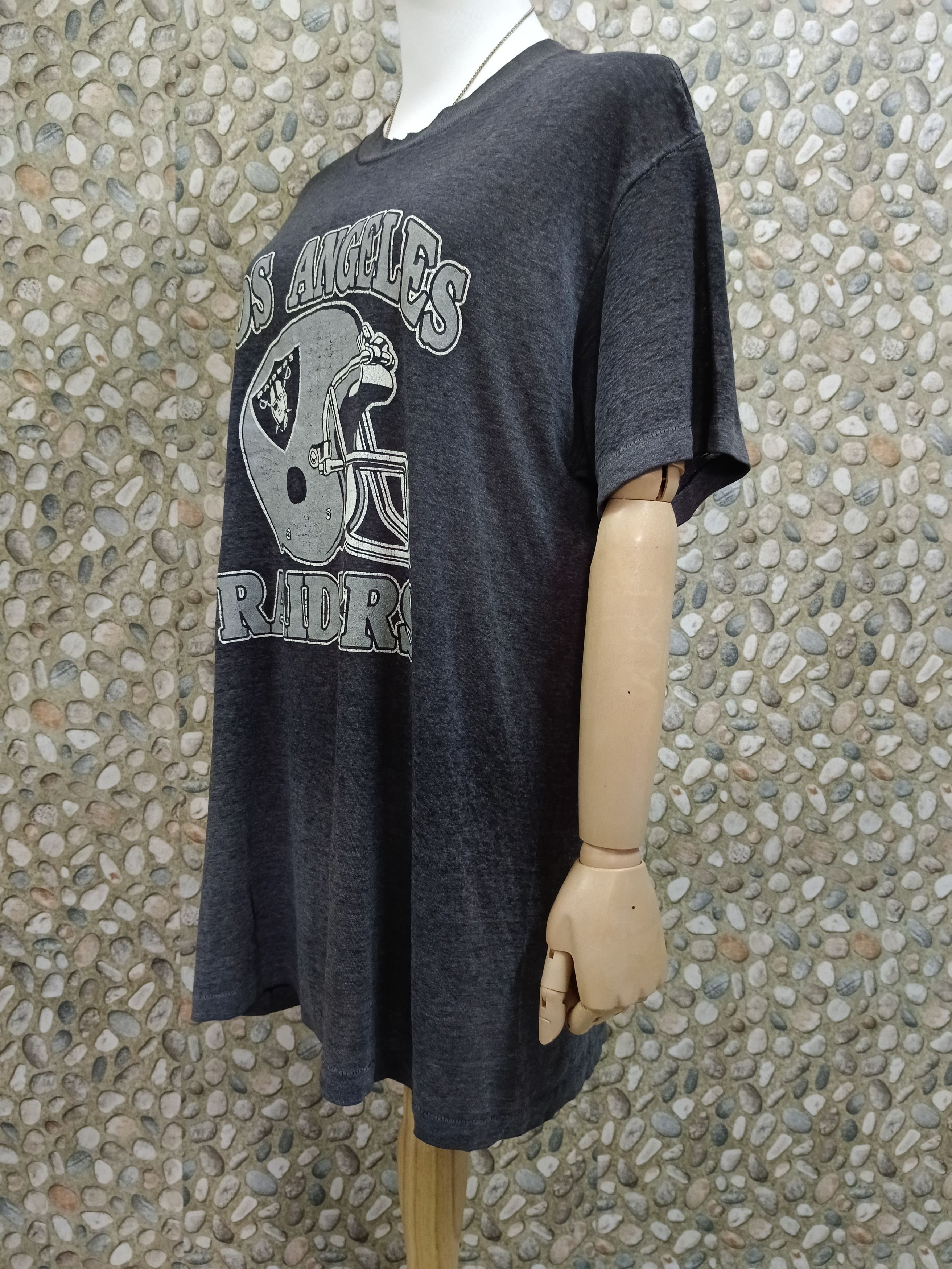 Vintage TRASHED 80s LOS ANGELAS RAIDERS Size US L / EU 52-54 / 3 - 2 Thumbnail