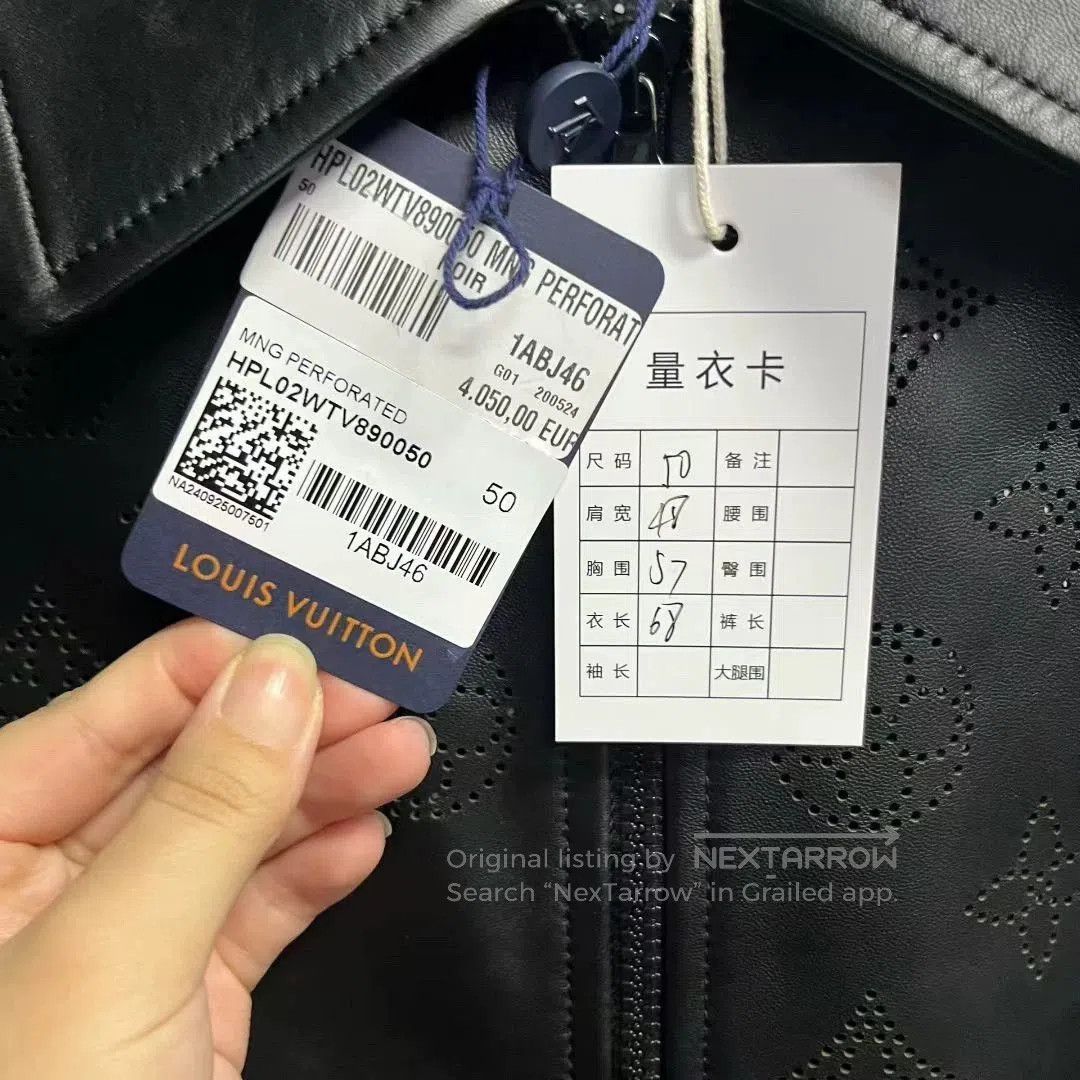 Louis Vuitton black leather zip. Size US L / EU 52-54 / 3 - 3 Thumbnail