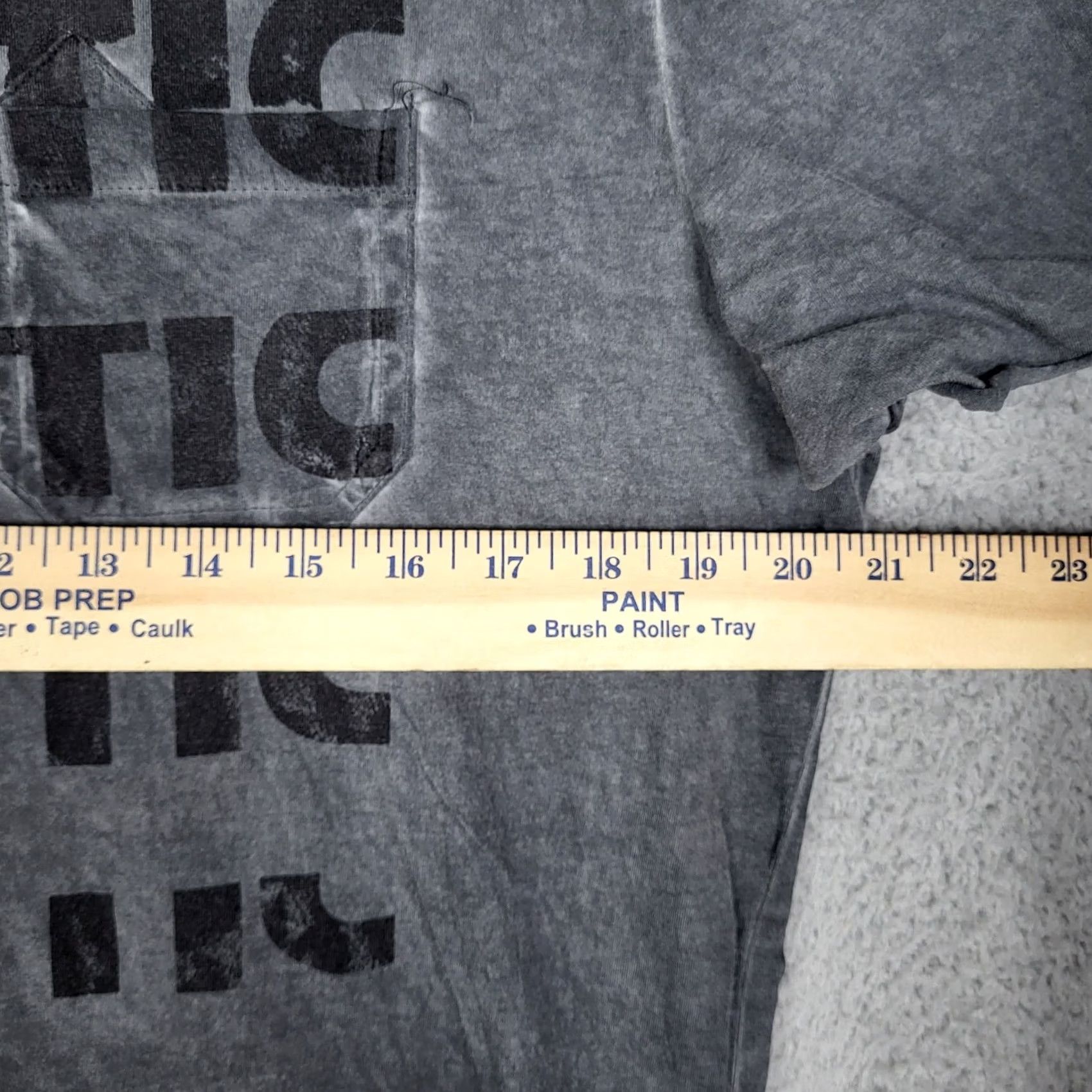 Vintage IGNORE GRAVITY MYSTIC T-shirt Size L Dark Gray Graphic Men's Size US L / EU 52-54 / 3 - 3 Thumbnail