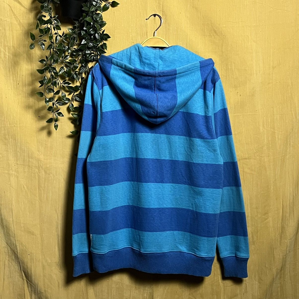 Stussy a26 Stussy Stripe Zipper Hoodie Size US L / EU 52-54 / 3 - 2 Thumbnail