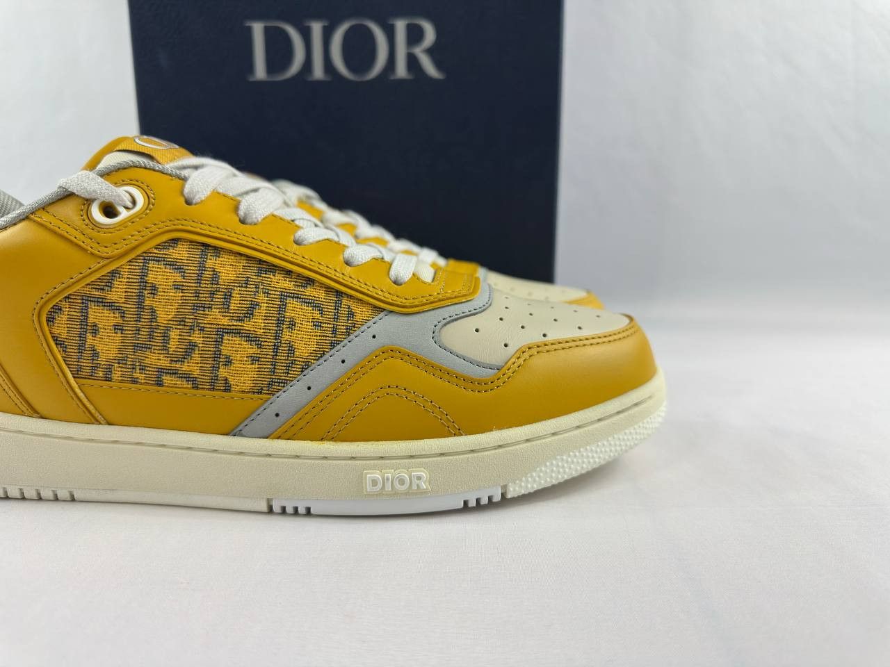Dior Dior B27 Low 'Dior Oblique' Gold-Tone White Grey Size US 11 / EU 44 - 3 Thumbnail
