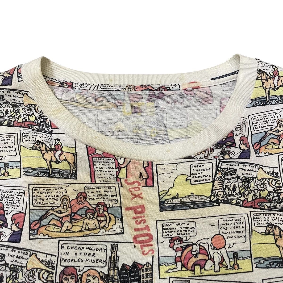 Band Tees × Uniqlo Uniqlo x Sex Pistols Comic Strip Tee 2016 | Collectible Size US L / EU 52-54 / 3 - 2 Thumbnail