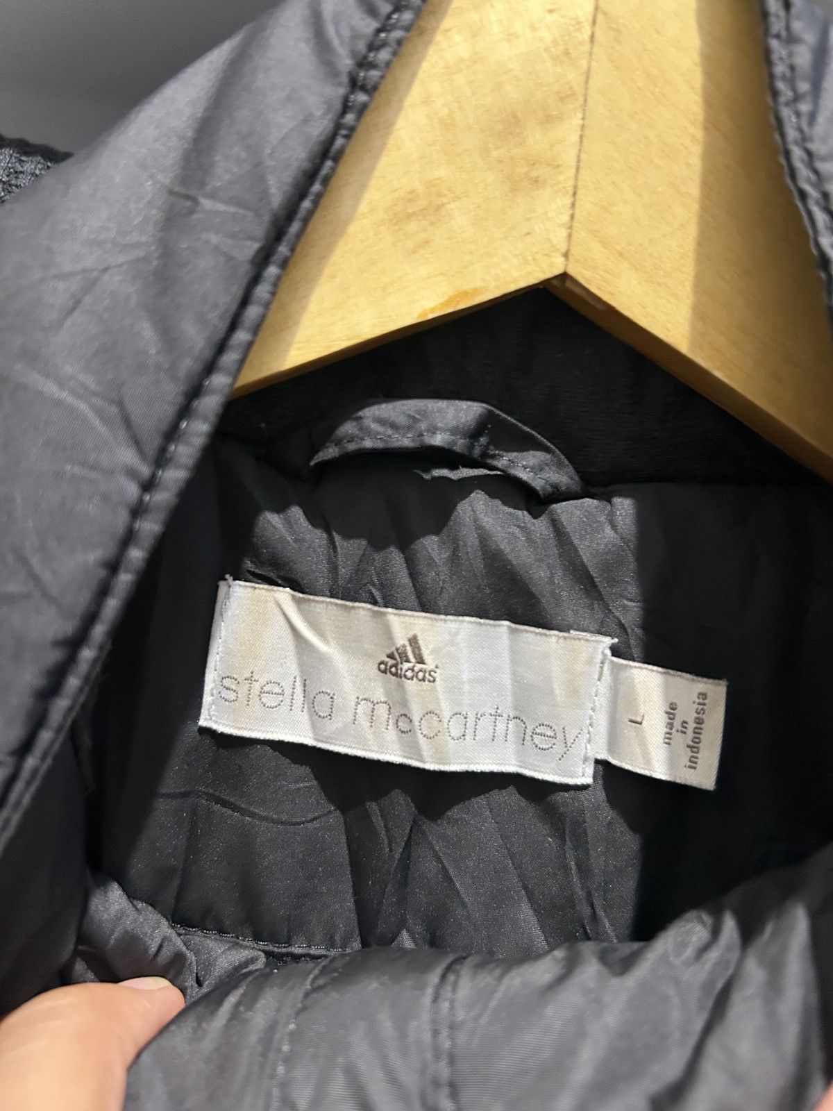 Adidas × Stella McCartney ADIDAS MCCARTNEY SURVIVAL JACKET - OUTWEAR Size L / US 10 / IT 46 - 4 Thumbnail