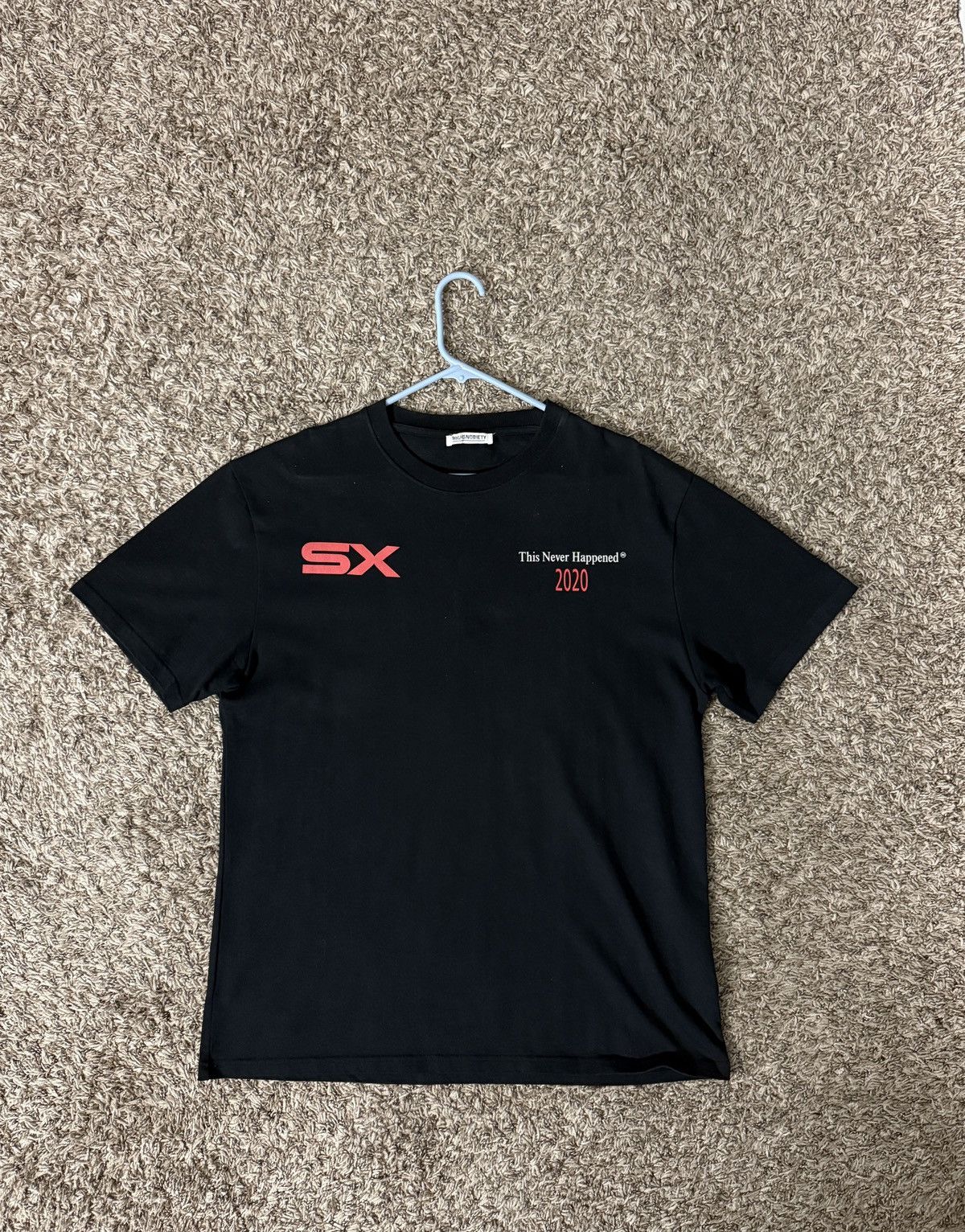 Highsnobiety Highsnobiety “This Never Happened” Tee sz XL Size US XL / EU 56 / 4 - 1 Thumbnail