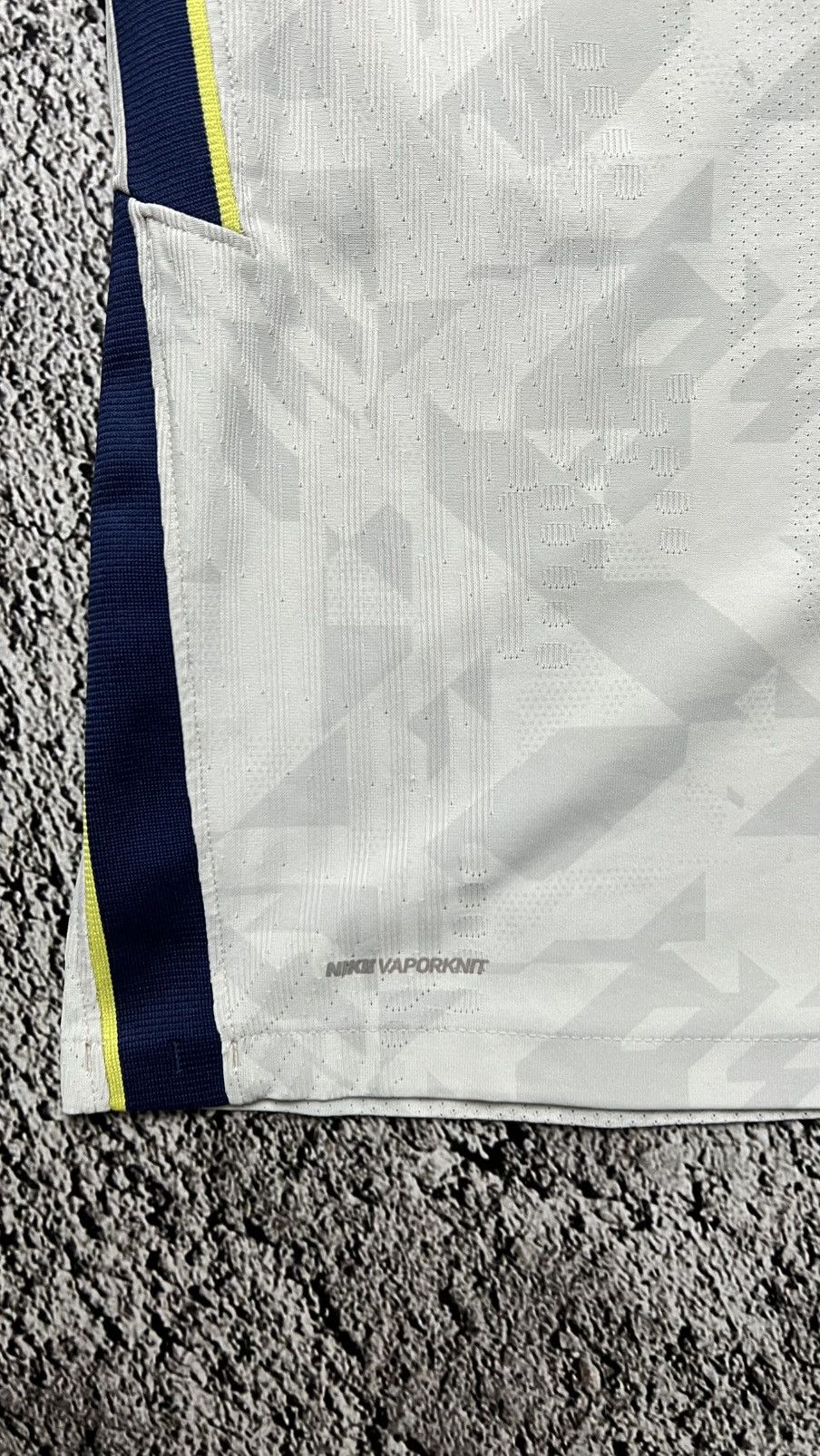 Nike Nike Vaporknit Tanguy Ndombele Tottenham nike player jersey Size US S / EU 44-46 / 1 - 6 Thumbnail