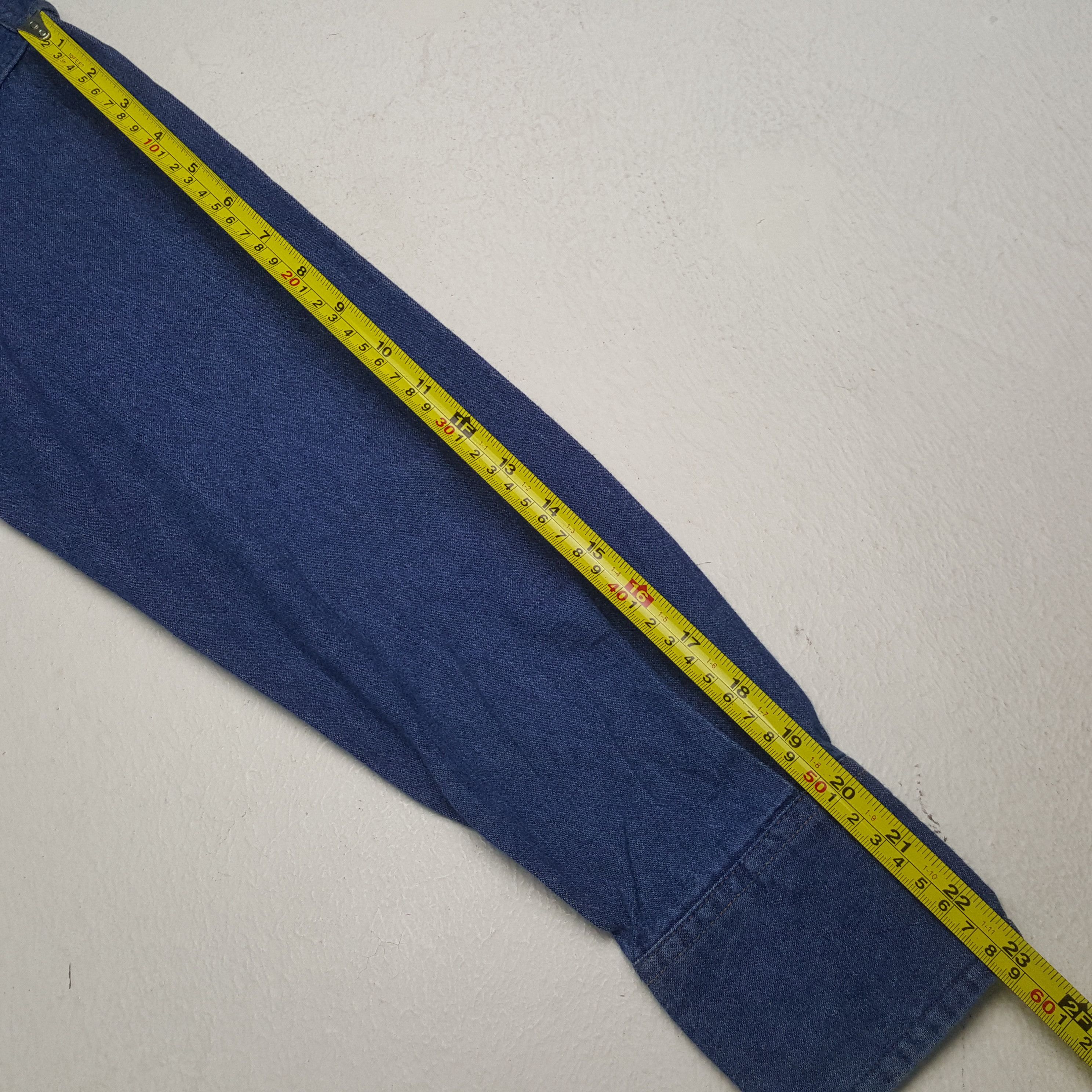 Wrangler Vintage Wrangler Wastern Style Denim Polos Shirt RR2 Size US L / EU 52-54 / 3 - 6 Thumbnail