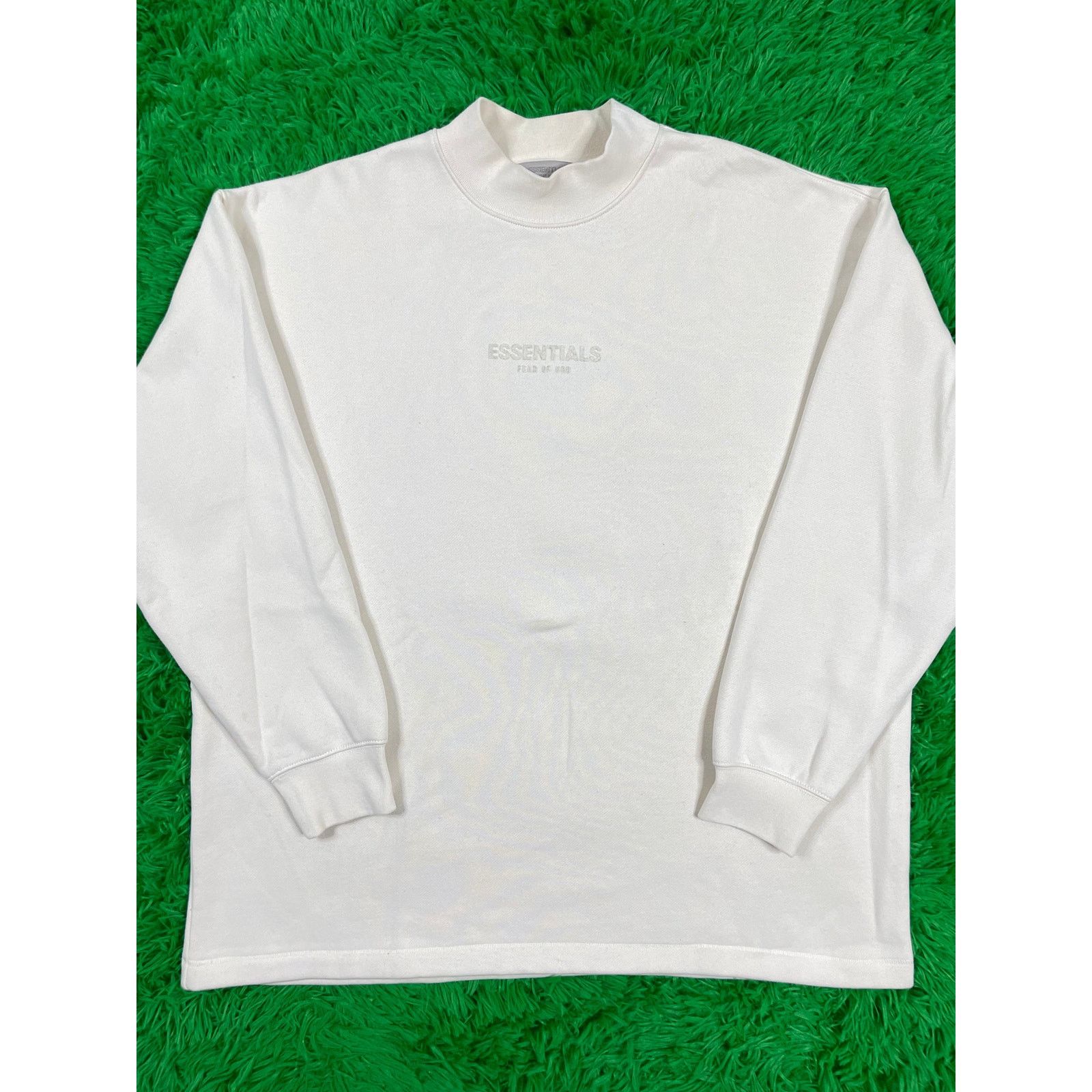 Essentials Crewneck Cream Small Used