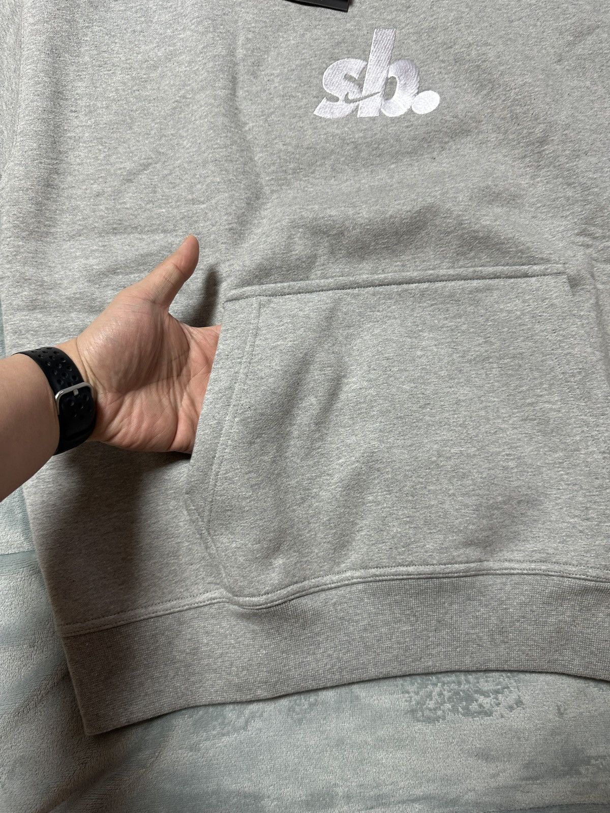 Nike NWT NSW Nike SB Fleece Pullover Gray Sportswear Men Sz XL Size US XL / EU 56 / 4 - 4 Thumbnail