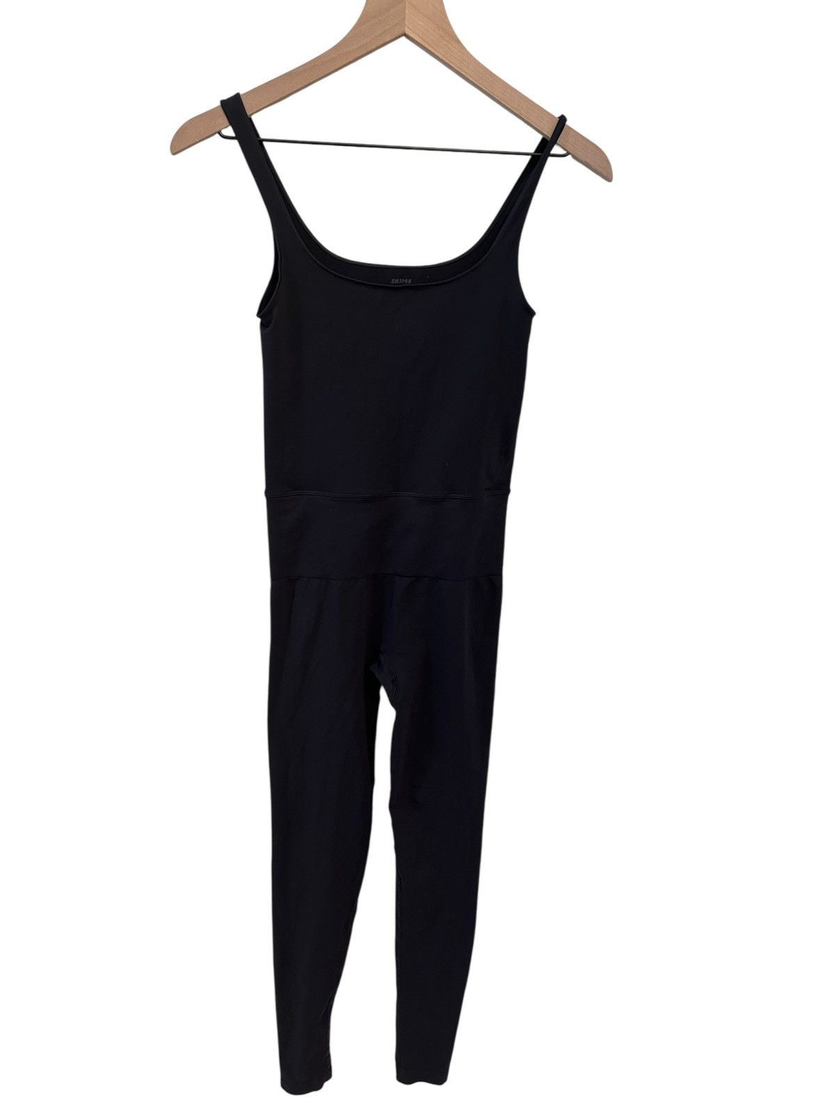SKIMS SKIMS Soft Smoothing Seamless Catsuit M NWOT ( SOLD OUT) Size M / US 6-8 / IT 42-44 - 4 Thumbnail