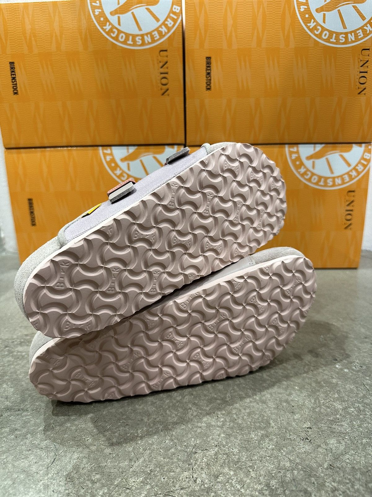 Birkenstock × Union LA Union LA Bimshire Shadow Grey Size US 7 / EU 40 - 5 Thumbnail