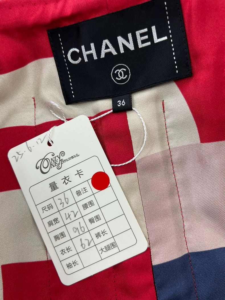 Chanel Chanel Gray four-pocket chain jacket Size XS / US 0-2 / IT 36-38 - 4 Thumbnail
