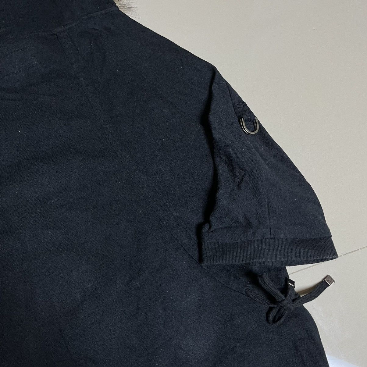 Le Grande Bleu (L.G.B.) Litmus Jeans Fur Trim Techwear Short Sleeve Hoodie Size US M / EU 48-50 / 2 - 13 Thumbnail