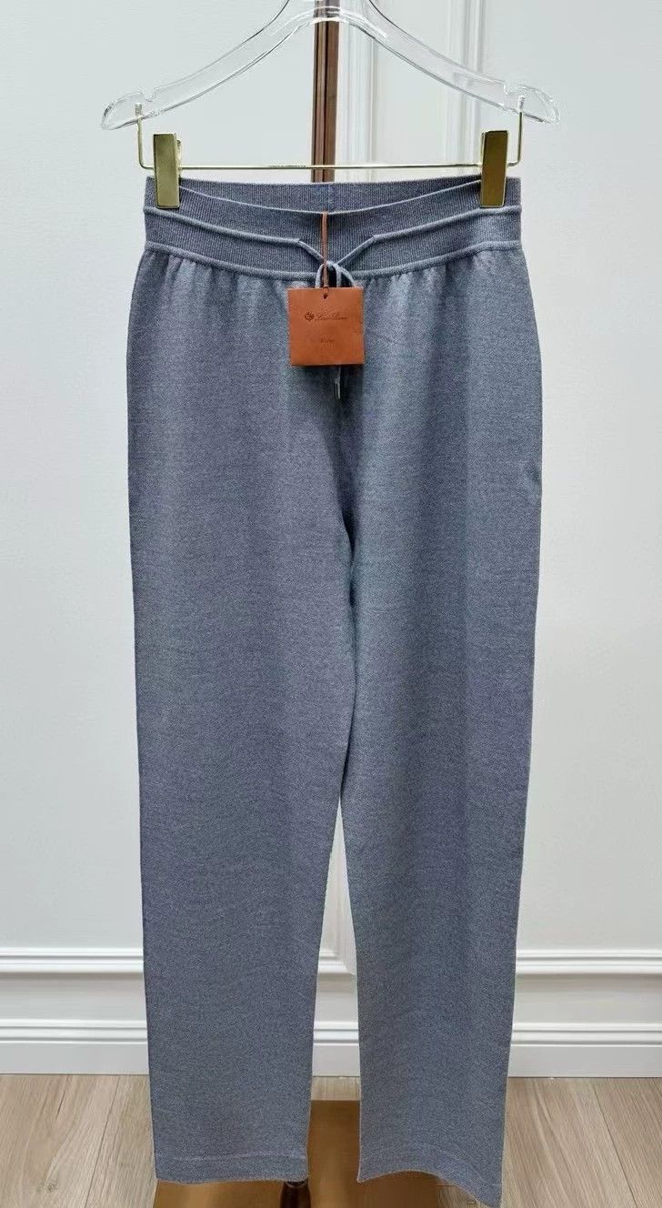 Loro Piana LORO PIANA size40 Grey knickerbockers Size US 40 / EU 56 - 1 Thumbnail