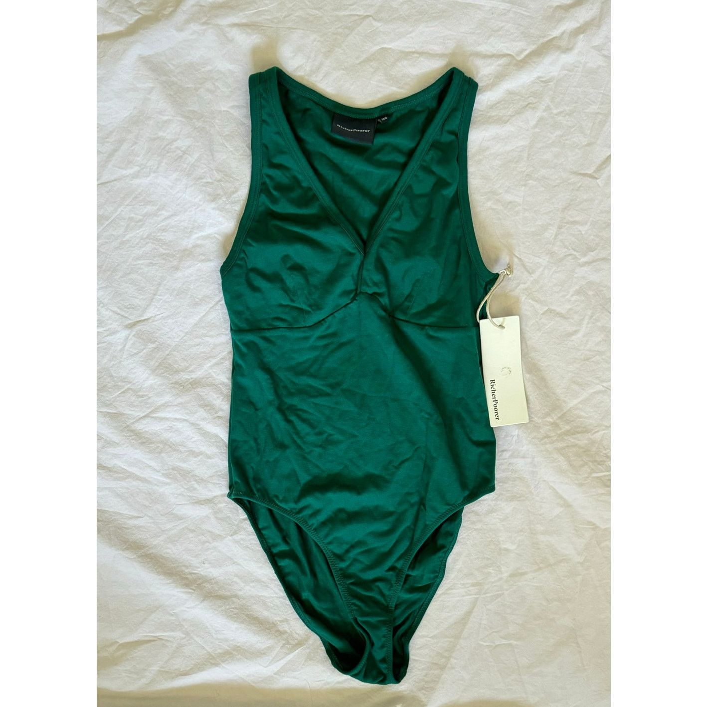 Richer Poorer NWT Richer Poorer Soft Stretch Bodysuit in Evergreen Size XS Size XS / US 0-2 / IT 36-38 - 1 Thumbnail