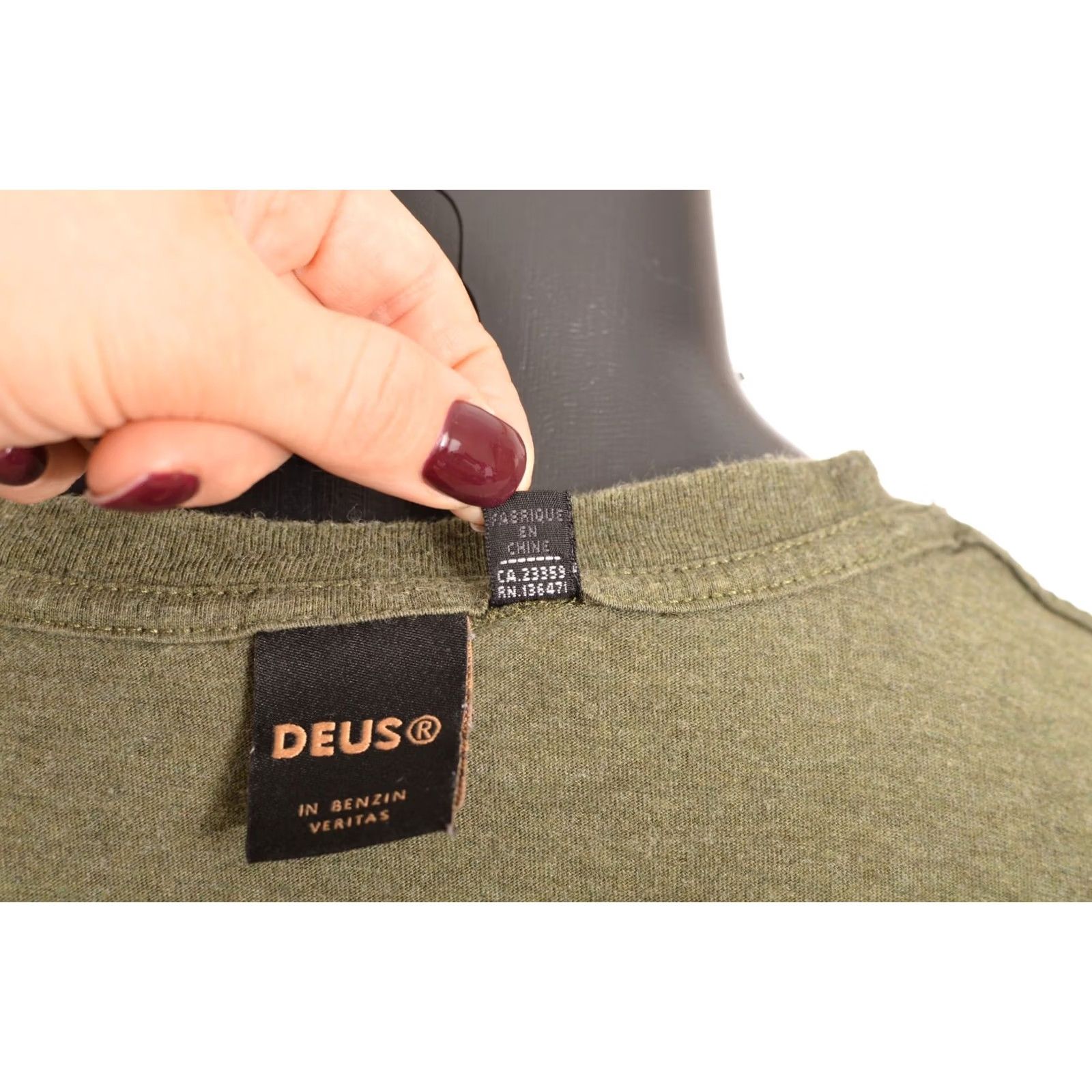 Deus Ex Machina Deus ex Machina Deus Custom Cycles Green SS T-Shirt Tee Size M Mens Shirt/Top Short Sleeve Green 27.17" Chest 19.69" Width 7.87" Sleeve Size US M / EU 48-50 / 2 - 7 Thumbnail