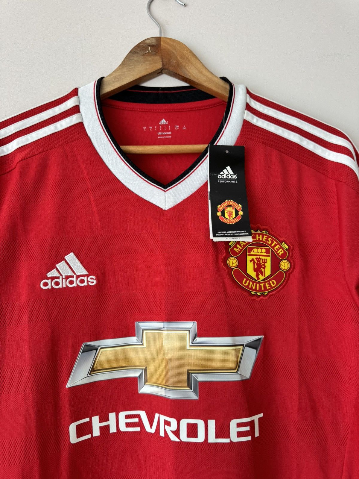 Adidas Manchester United 2015-2016 Home Soccer Jersey Adidas Shirt Size US L / EU 52-54 / 3 - 6 Thumbnail
