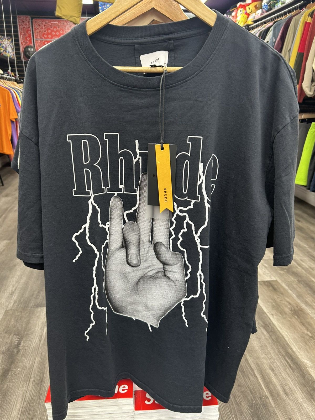 Rhude RHUDE Shocker Tee Size US XL / EU 56 / 4 - 1 Thumbnail