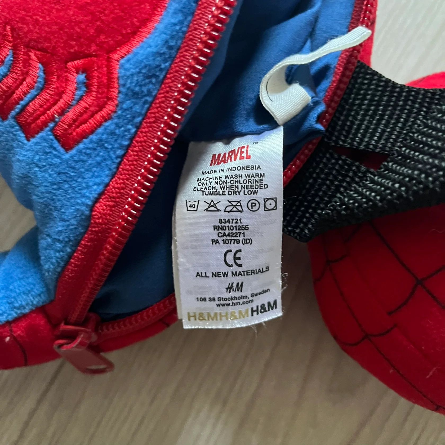 Marvel Comics H&M x Marvel Spider-man 2006 Backpack Size ONE SIZE - 7 Thumbnail