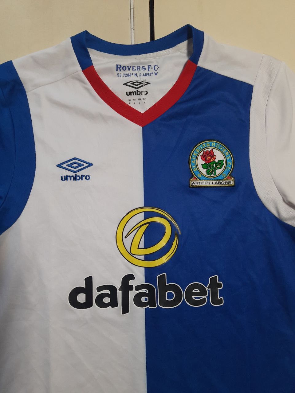 Umbro Umbro Blackburn Rovers Jersey 2016-2017 Size US M / EU 48-50 / 2 - 6 Thumbnail