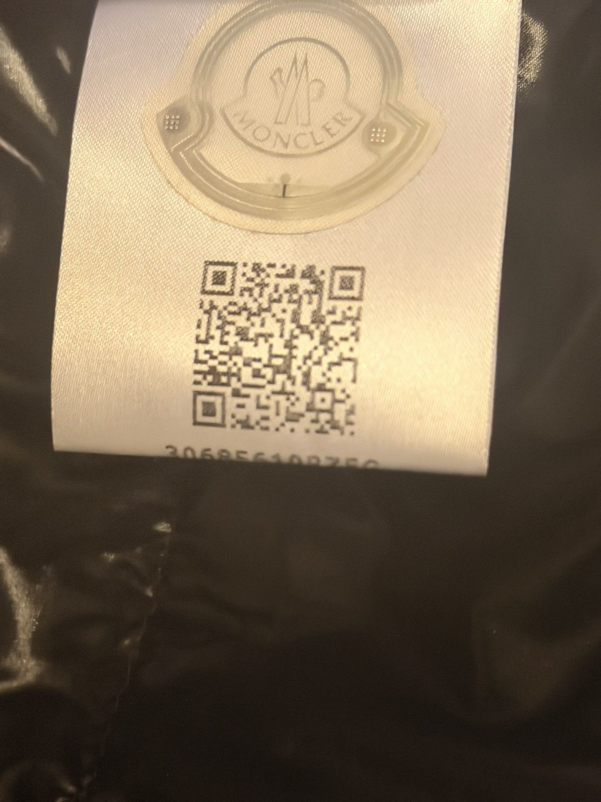 Moncler MONCLER MONTCLA 2016 puffer Size US M / EU 48-50 / 2 - 4 Thumbnail