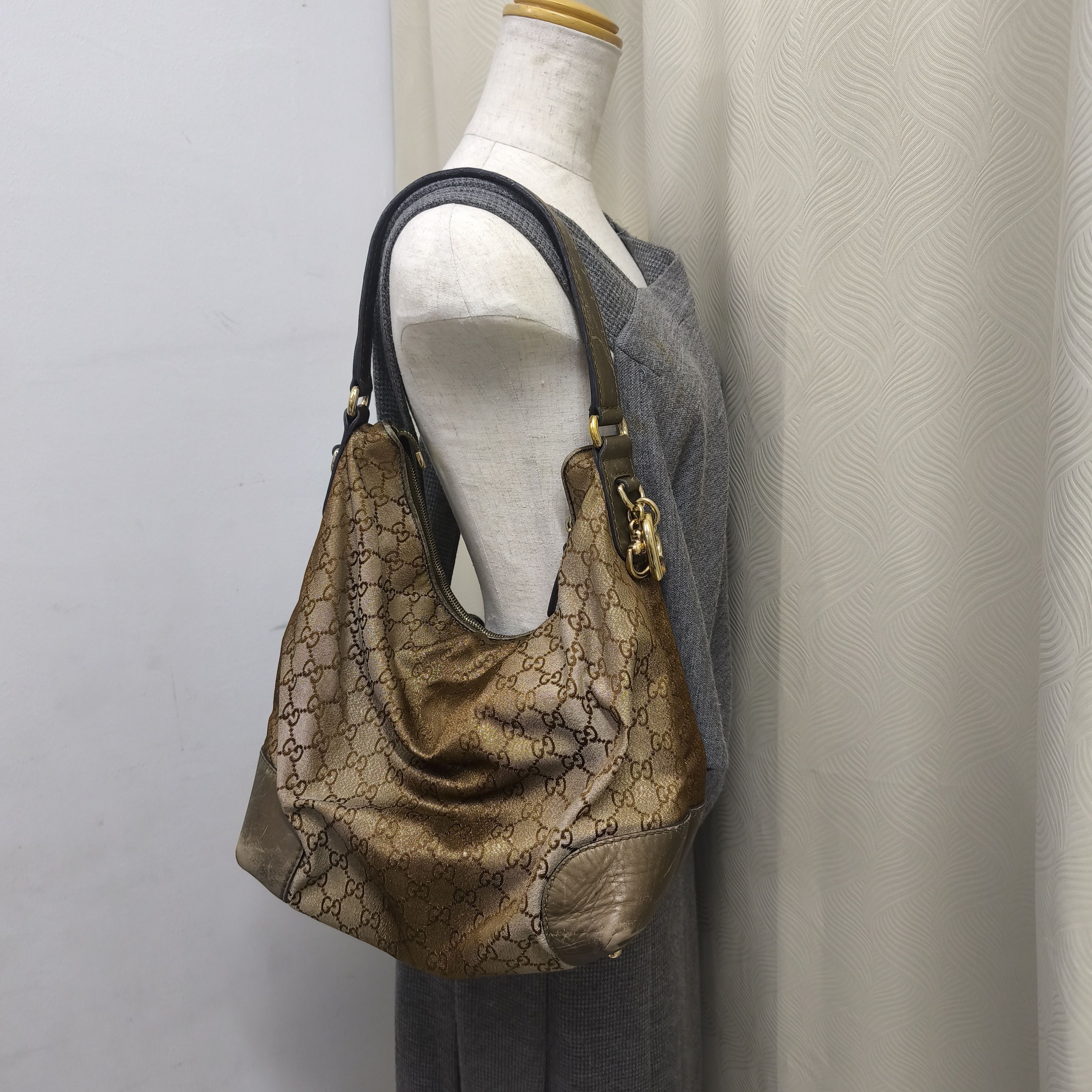 Gucci GUCCI Beige Metallic GG Canvas Heart-Bit Hobo Bag Size ONE SIZE - 1 Thumbnail