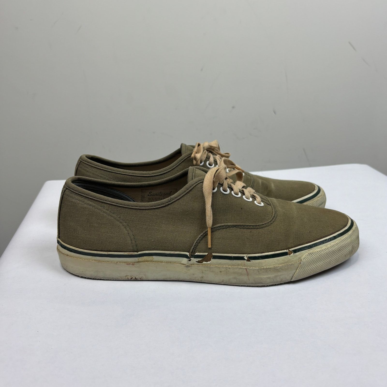 JCPenney Rare True Vintage 60s Penneys Deck Shoe Men's 10.5 Size US 10.5 / EU 43-44 - 3 Thumbnail