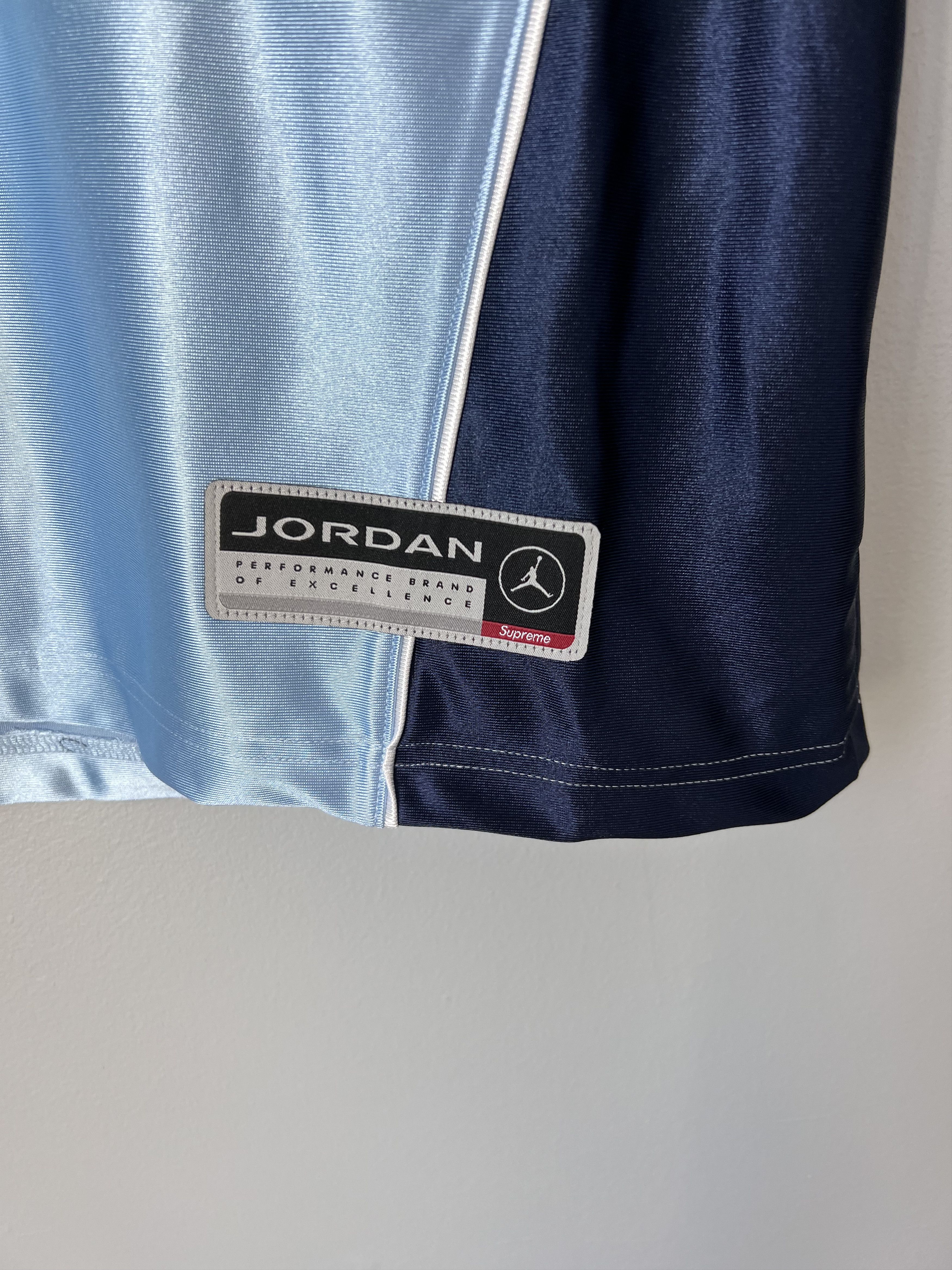 Jordan Brand × Supreme Supreme Jordan Warm Up Jersey in Light Blue Size US S / EU 44-46 / 1 - 3 Thumbnail