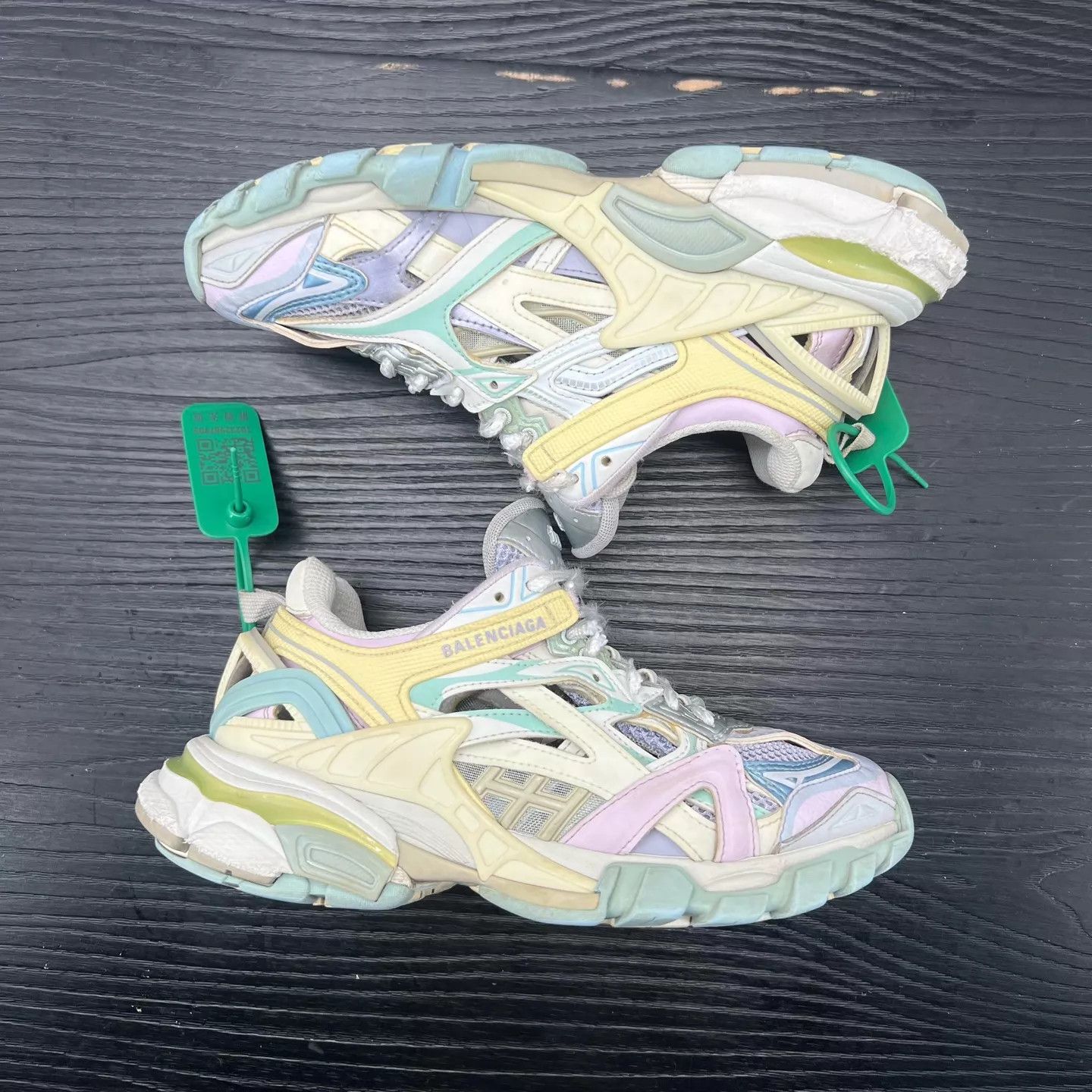 Balenciaga Balenciaga Track 2 White Blue Pink Sneakers Size 35 with Box Size US 4.5 / IT 34.5 - 7 Thumbnail