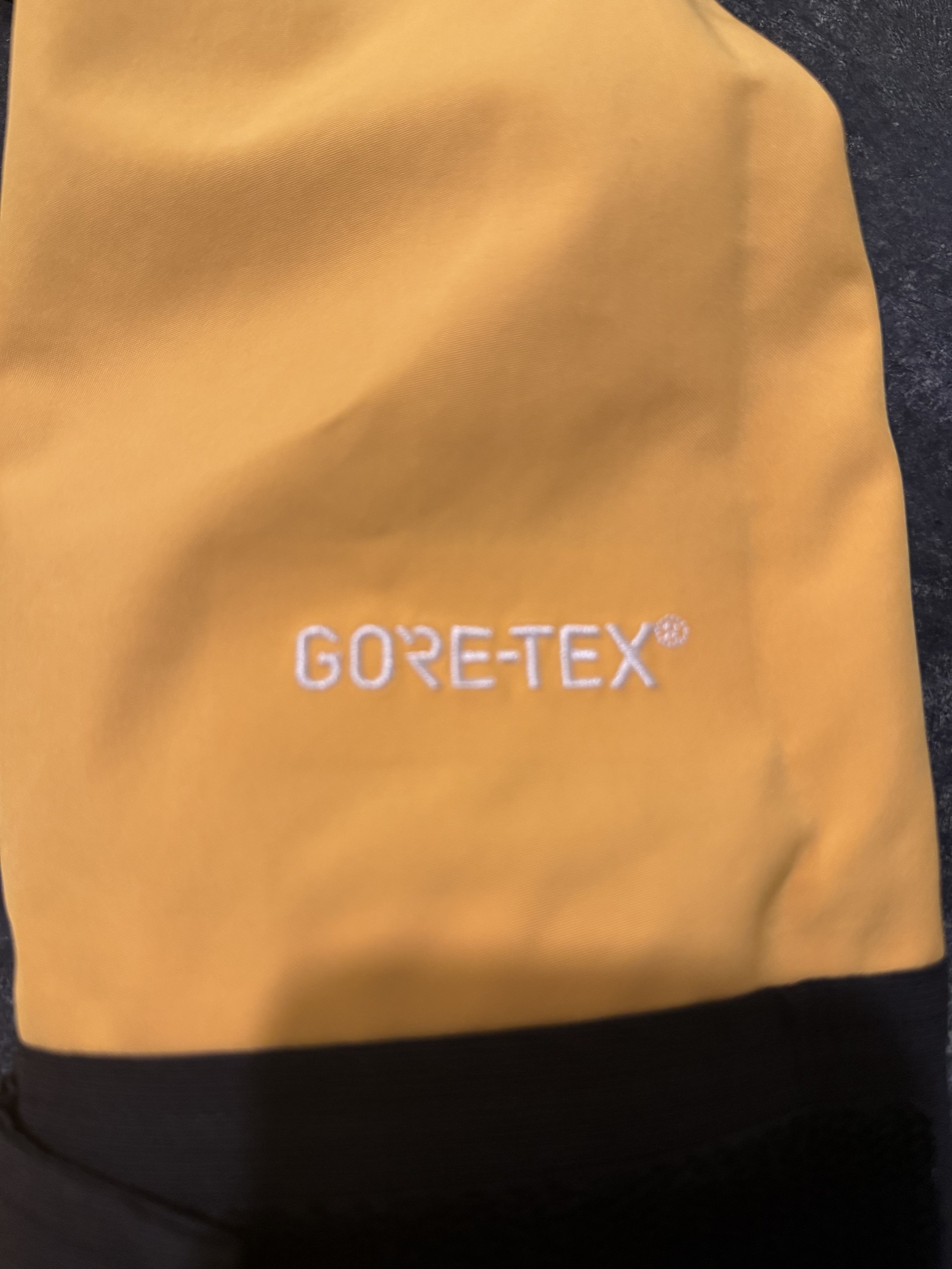 The North Face Mountain Jacket 1990 Gore-Tex - TNF Yellow Size US XS / EU 42 / 0 - 9 Thumbnail