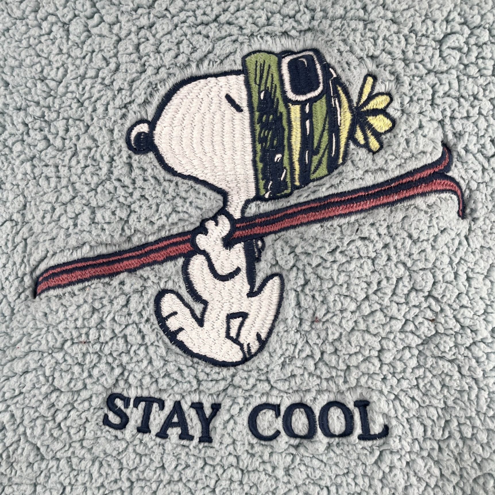Peanuts Peanuts Snoopy Sherpa 1/2 Zip Sweatshirt Small Light Blue Mens Ski Logo Pullover 1/2 Zip Snow Snoopy Graphic Print Crew Neck Fleece Regular Size US S / EU 44-46 / 1 - 3 Thumbnail