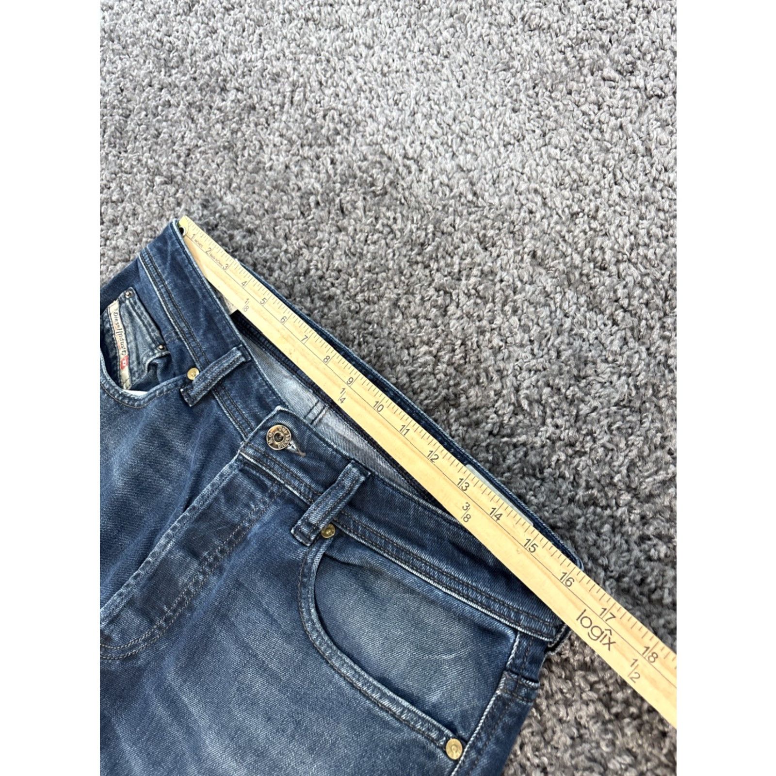Diesel Diesel Jeans Mens Size 31x28 Larkee Relaxed Fit Straight Leg Button Fly Jeans Regular Men Blue denim 28 inseam Size US 31 - 4 Thumbnail