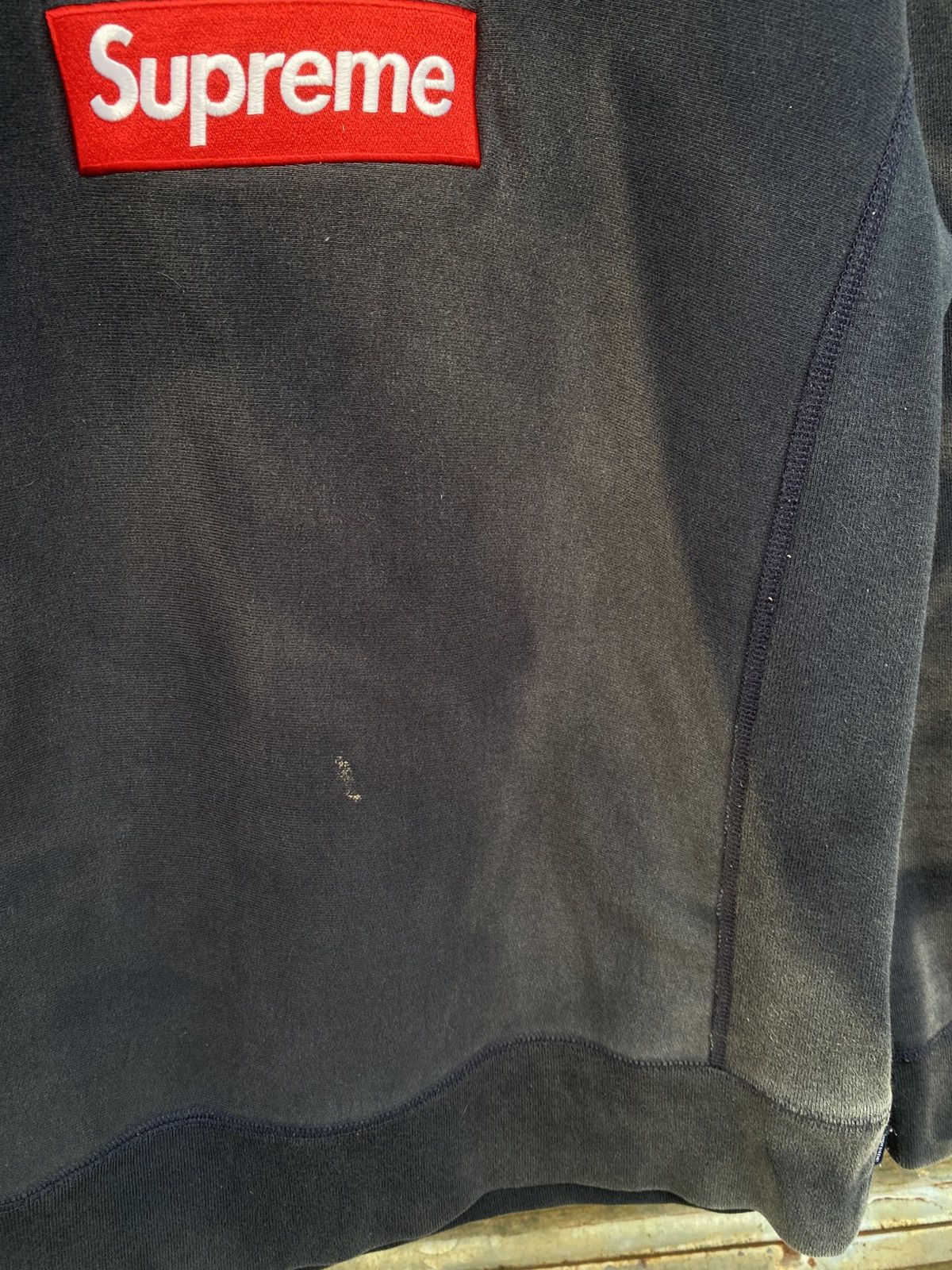 Supreme Faded Supreme Red Box Logo Small Crewneck Size US S / EU 44-46 / 1 - 3 Thumbnail