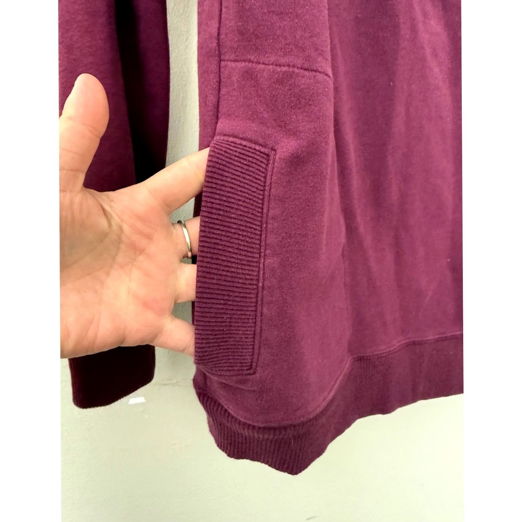 Banana Republic VINTAGE Banana Republic Purple Cotton Button Pullover Sweater Pockets Small Women S Regular Pullover Size S / US 4 / IT 40 - 3 Thumbnail