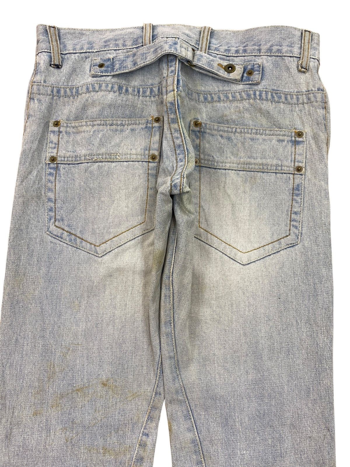 Japanese Brand Japanese Brand Faded Light Wash Style Buckle Back Jeans Size US 31 - 4 Thumbnail