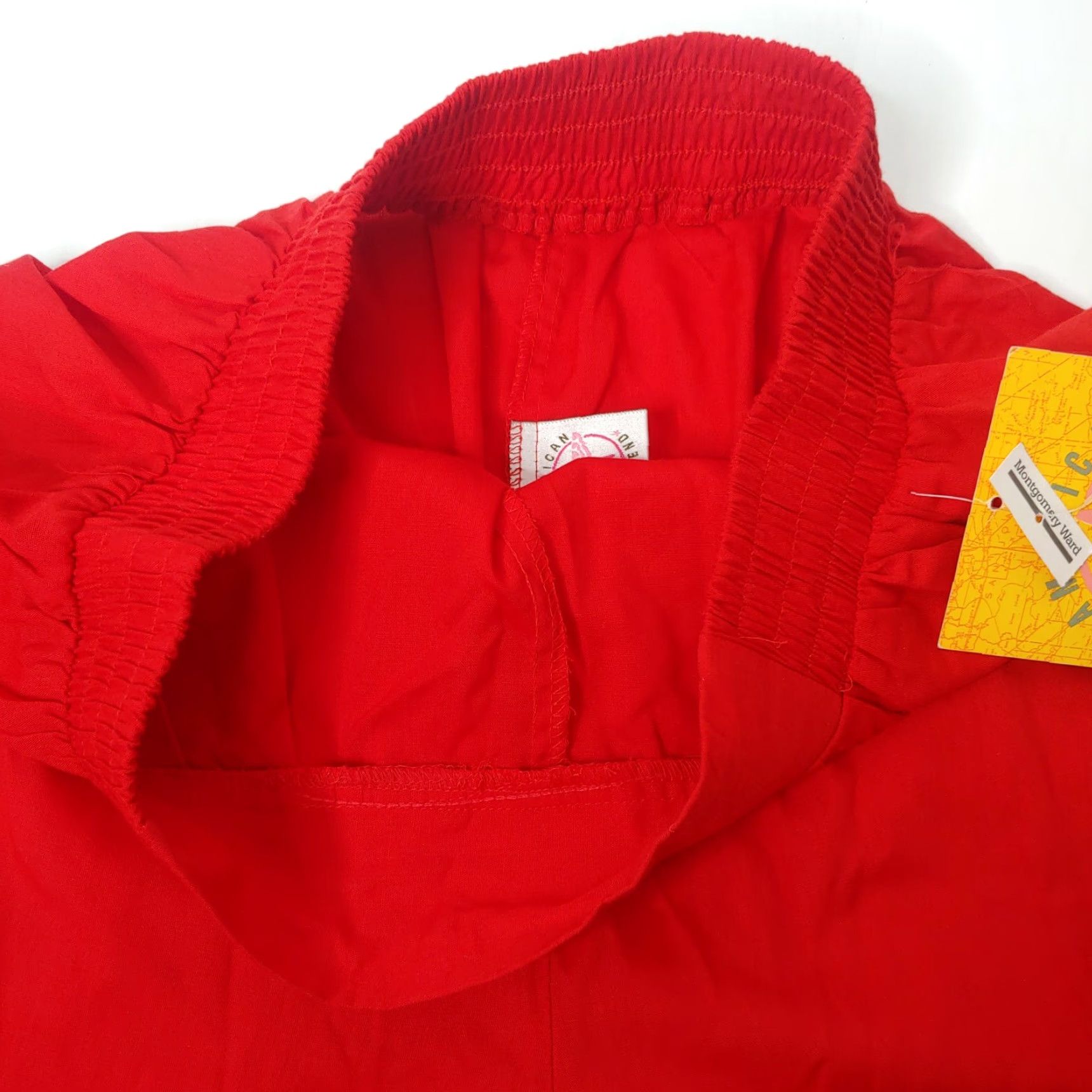 Etro VINTAGE American Weekend Shorts Womens M Red Elastic Retro Mom USA Classic NOS Size 28" / US 6 / IT 42 - 4 Thumbnail