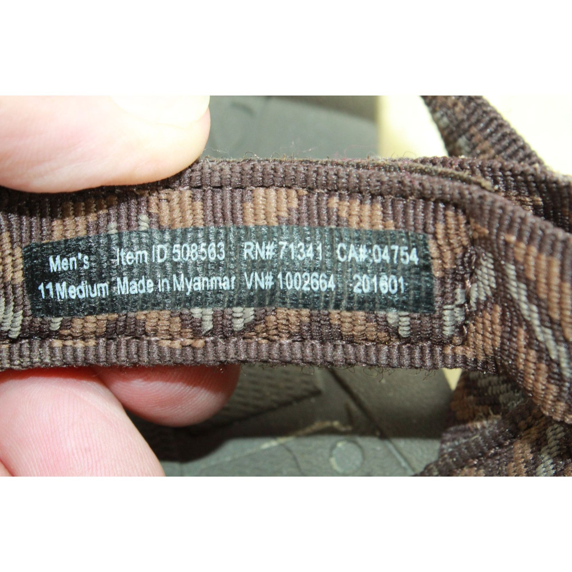 L.L. Bean LL Bean Katahdin Hook & Loop Strappy Sandals Mens Size 11 M Size US 11 / EU 44 - 8 Thumbnail