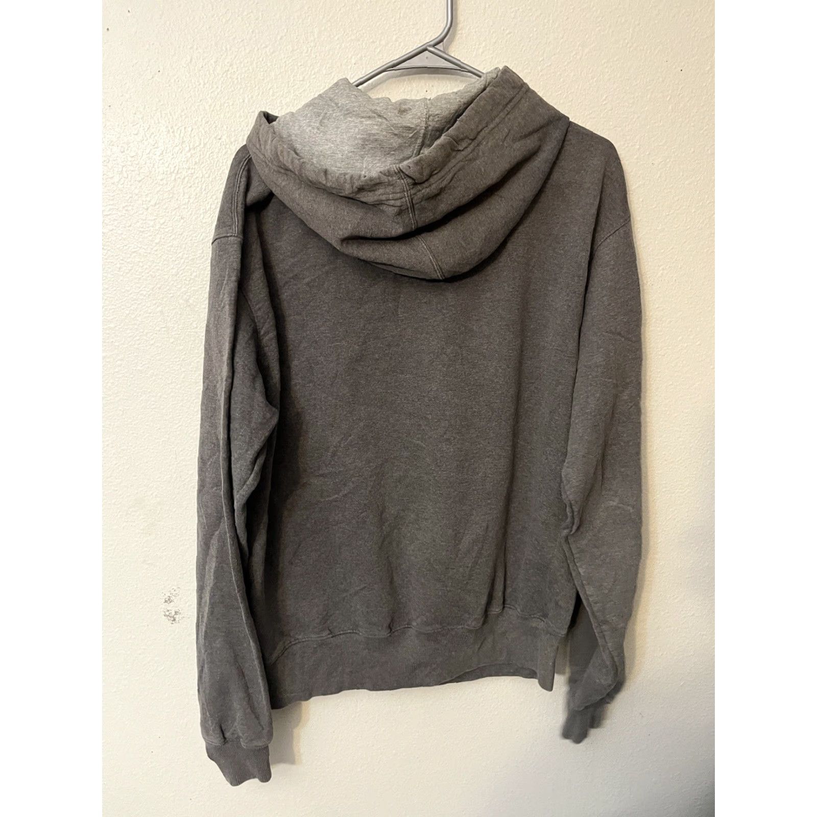 Champion Champion Hoodie Mens M Gray Logo Embroidered Hooded Pullover Shirt Size US M / EU 48-50 / 2 - 2 Thumbnail