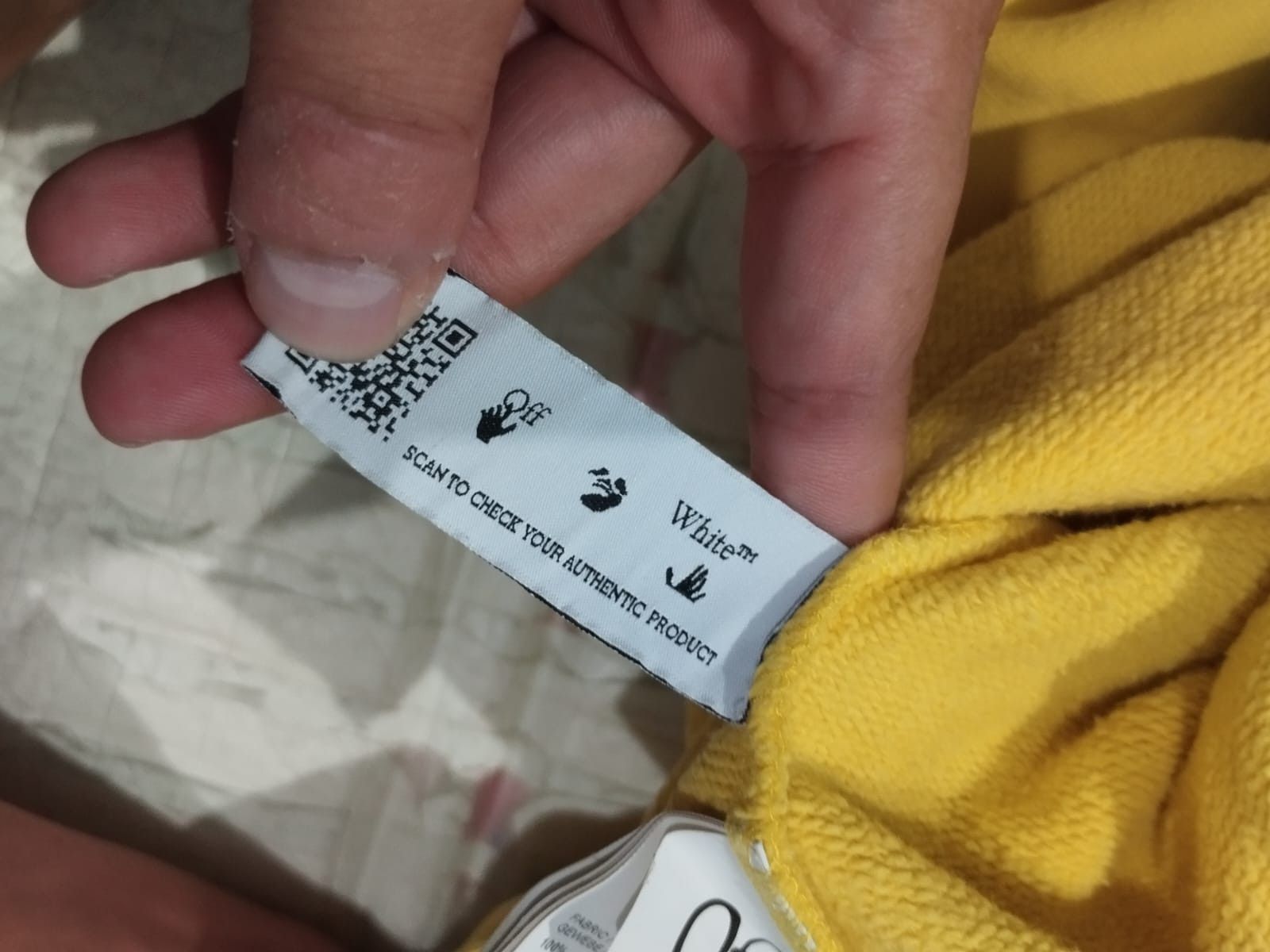 Off-White Off white CN Size US L / EU 52-54 / 3 - 7 Thumbnail