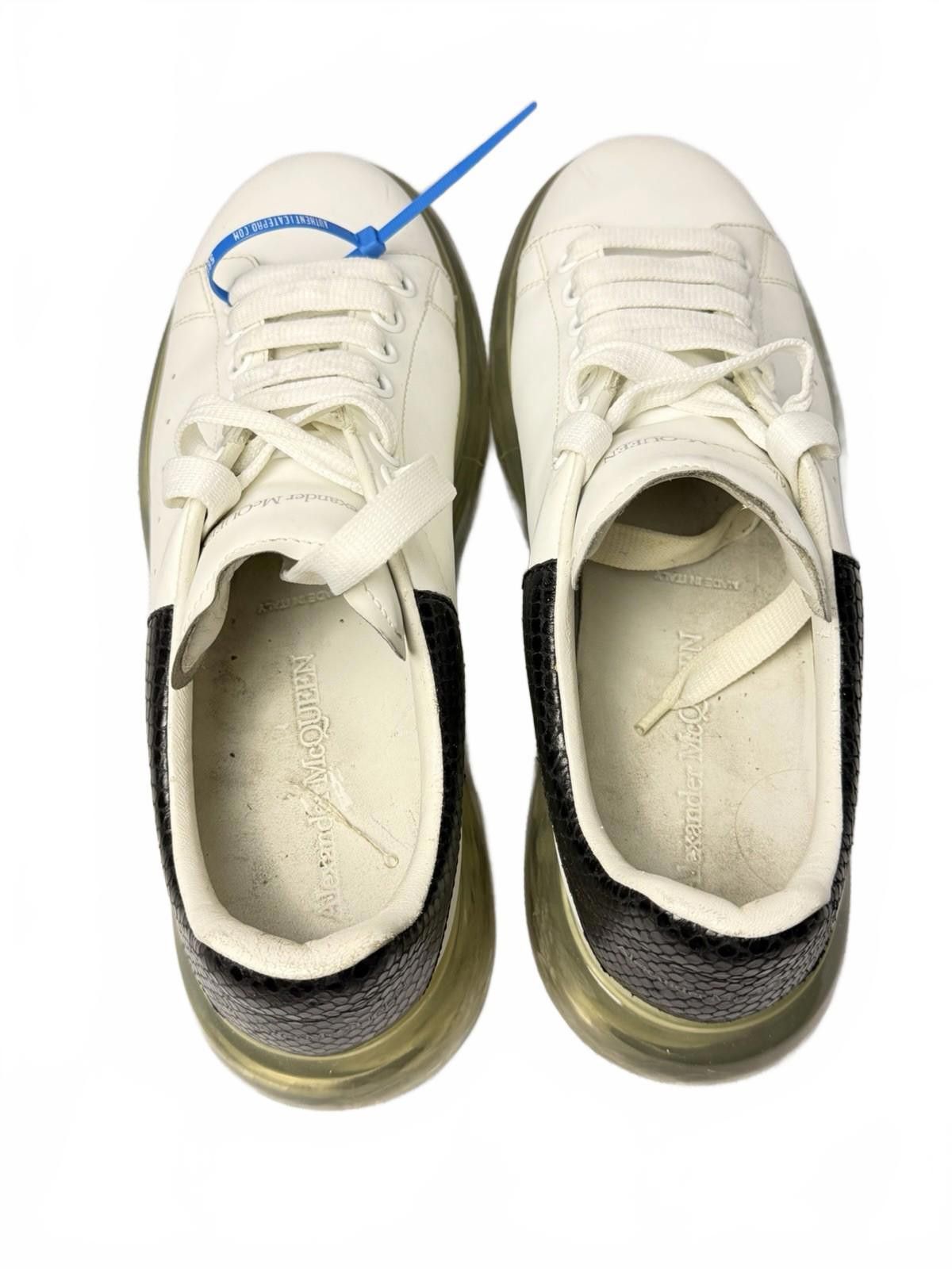 Alexander McQueen Alexander McQueen Oversized Transparent Sole Sneaker SZ 43.5 Size US 10.5 / EU 43-44 - 6 Thumbnail