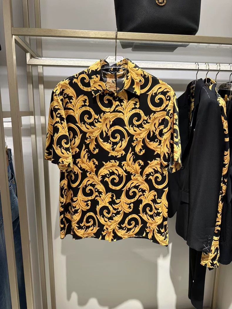 Versace Versace Men's shirt pattern design Size US M / EU 48-50 / 2 - 1 Thumbnail