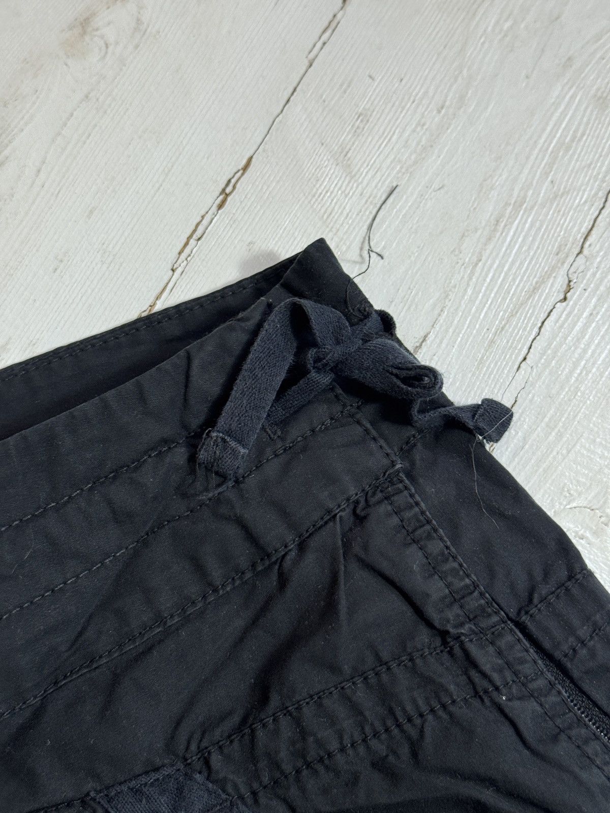 Nike VINTAGE NIKE MINI LOGO CARGO GORPCORE PANTS Size 30" / US 8 / IT 44 - 11 Thumbnail