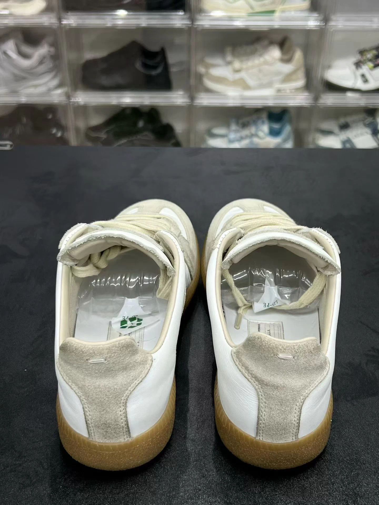 Maison Margiela Maison Margiela Replica Low Top Gray/White 37 EU VGUC Size US 6 / IT 36 - 7 Thumbnail