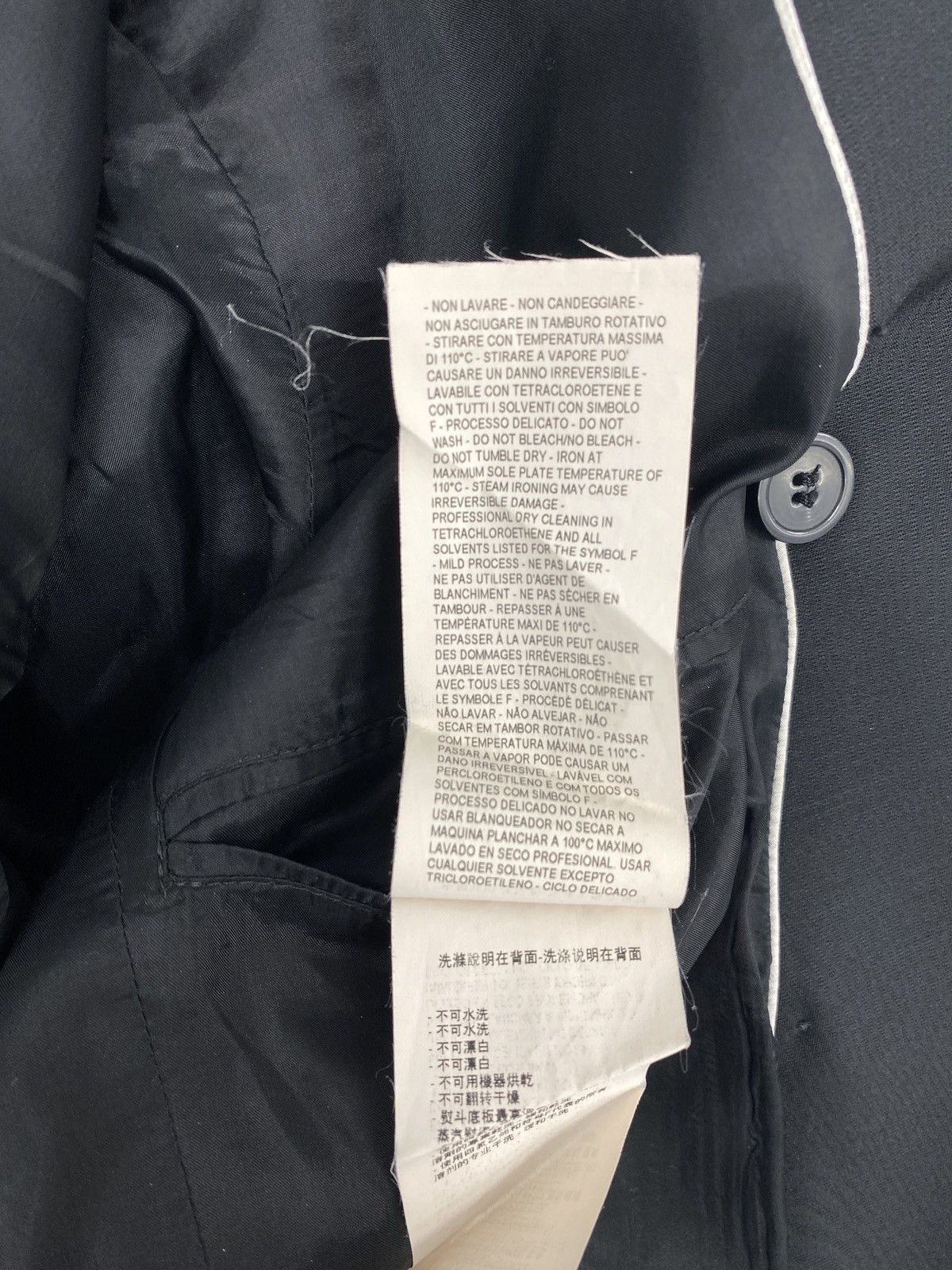 Emporio Armani Emporio Armani Virgin Wool Double-breasted Blazer Size 40R - 8 Thumbnail
