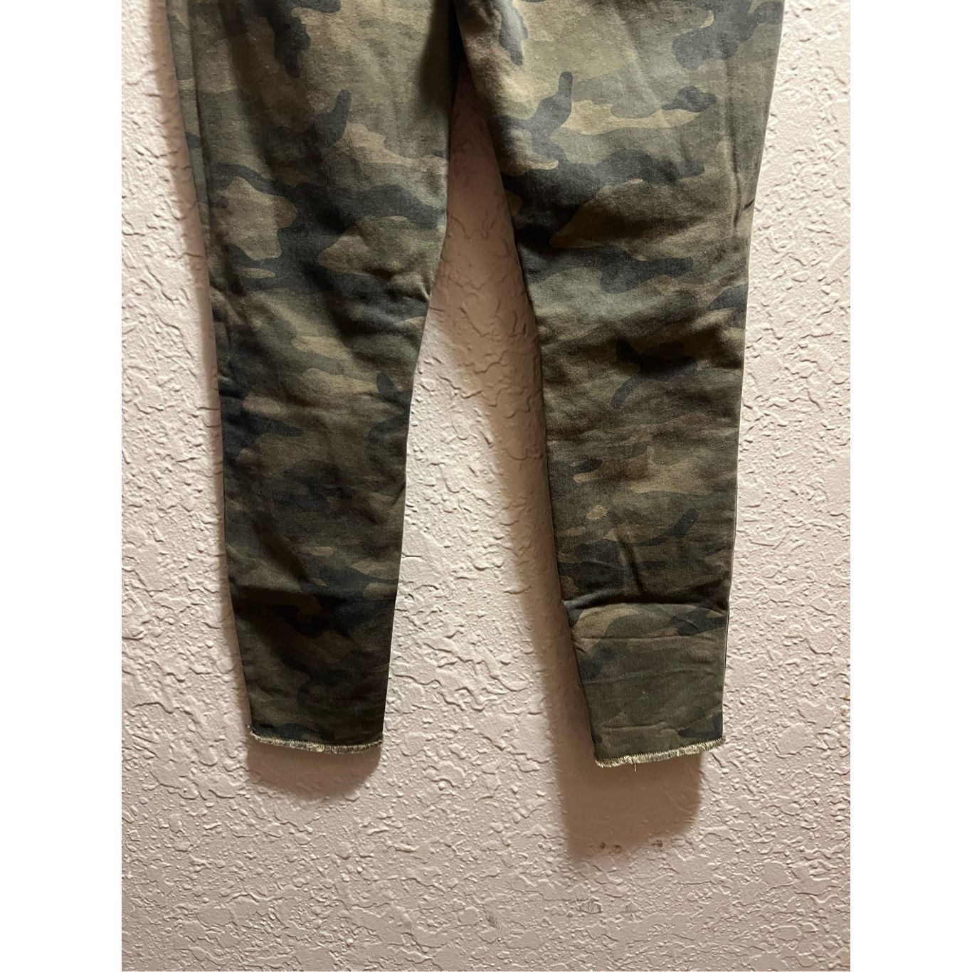 Gap Gap Camo Legging Skimmer Jeans Woman’s Size 6 Size 28" / US 6 / IT 42 - 10 Thumbnail