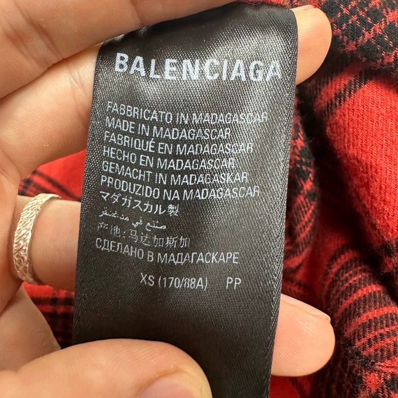 Balenciaga Balenciaga Shirt with red flannel check on both sides Size US XXS / EU 40 - 7 Thumbnail